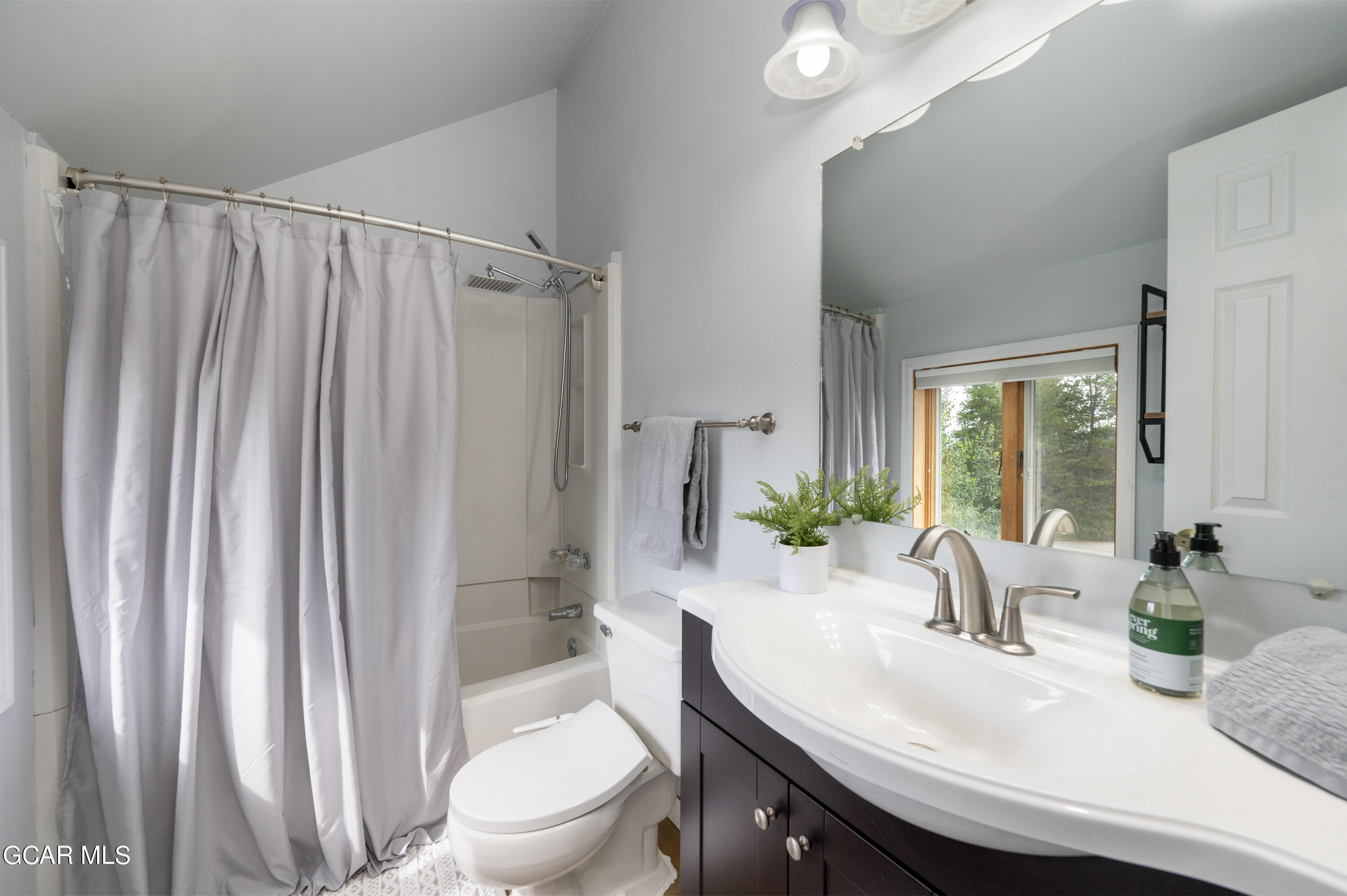 850 BADGER Lane Unit 1