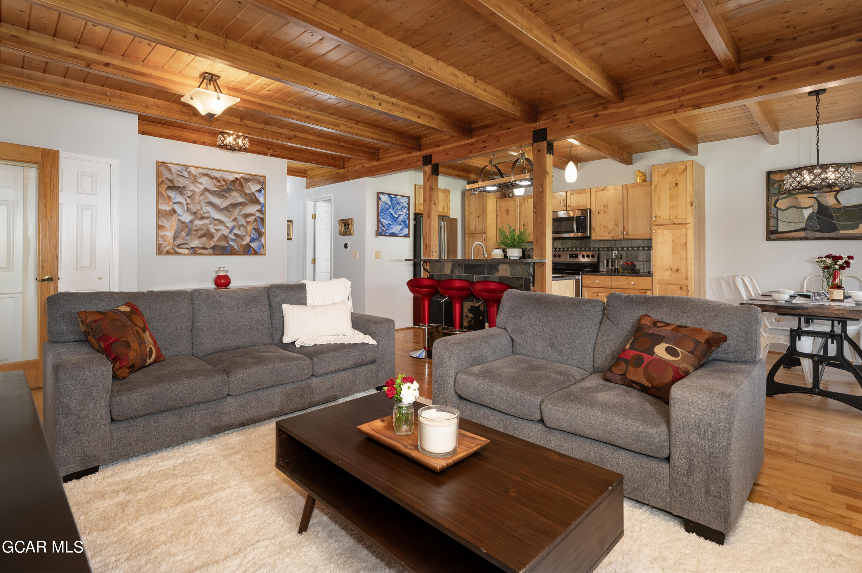 850 BADGER Lane Unit 1