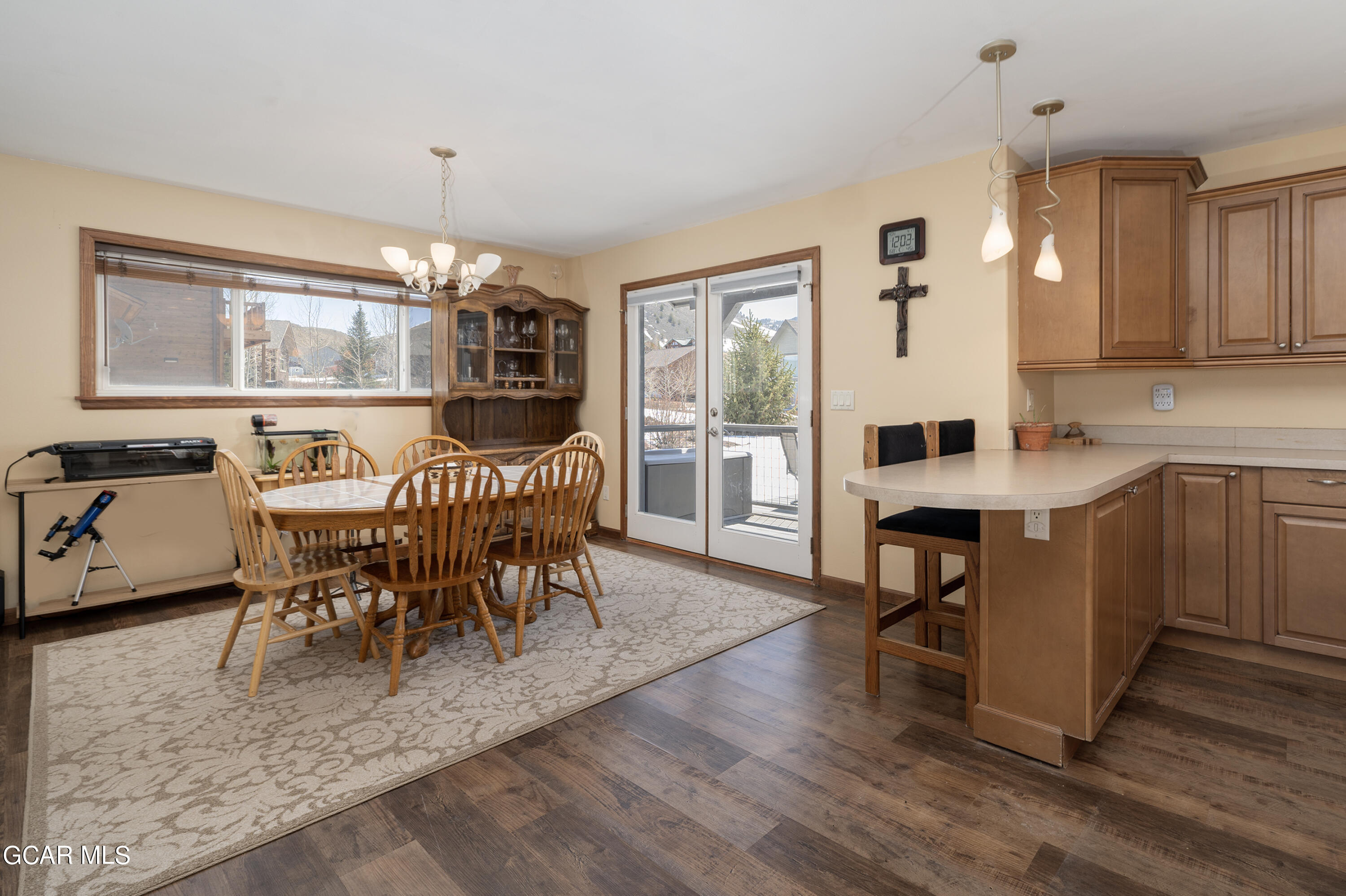 516 East Moffat Avenue