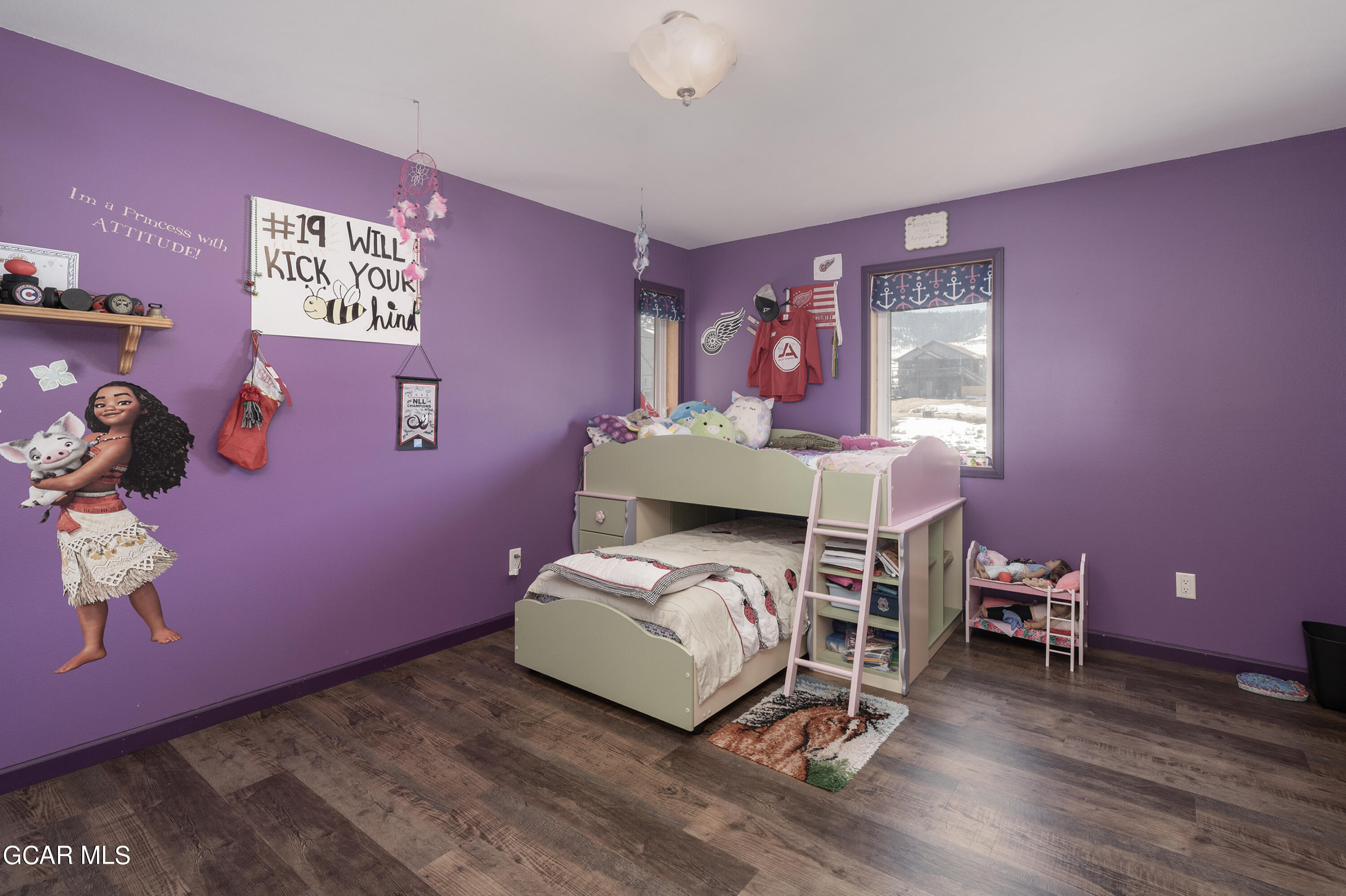 516 East Moffat Avenue