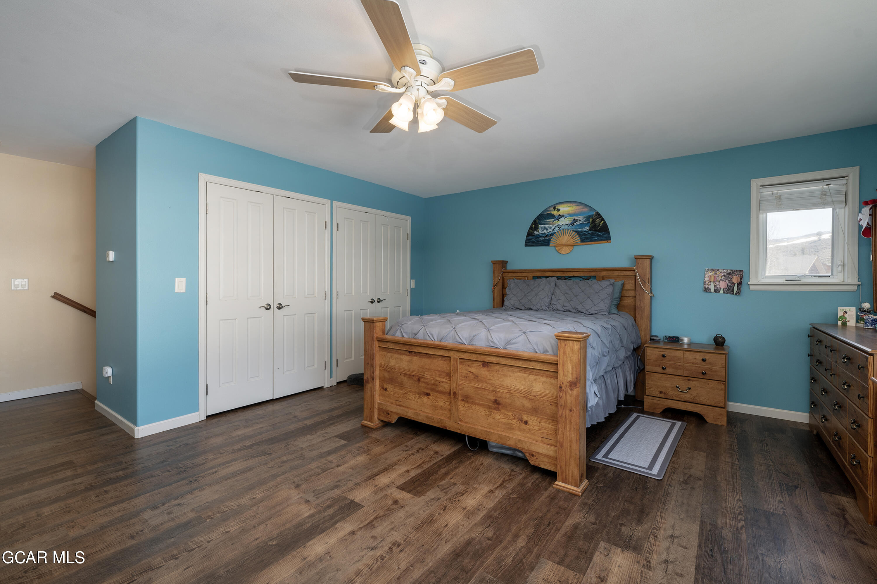 516 East Moffat Avenue