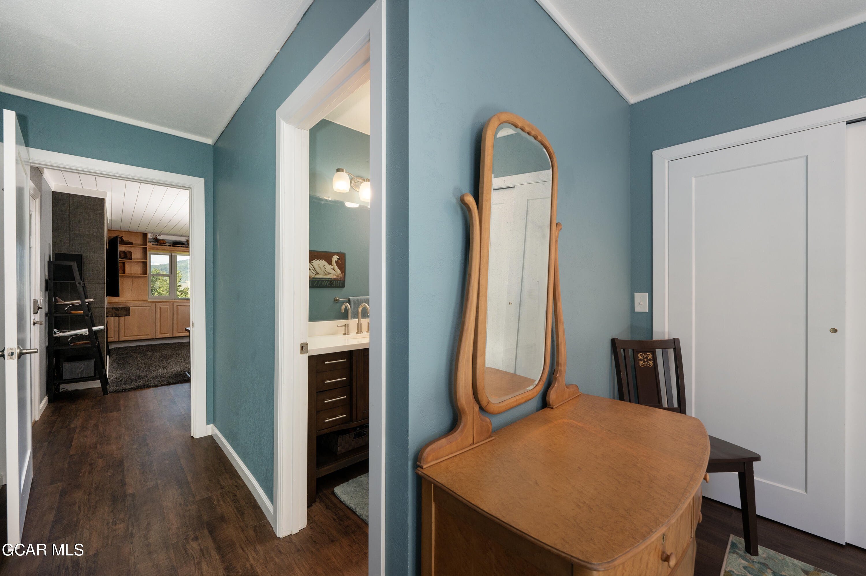 286 GARNET Lane