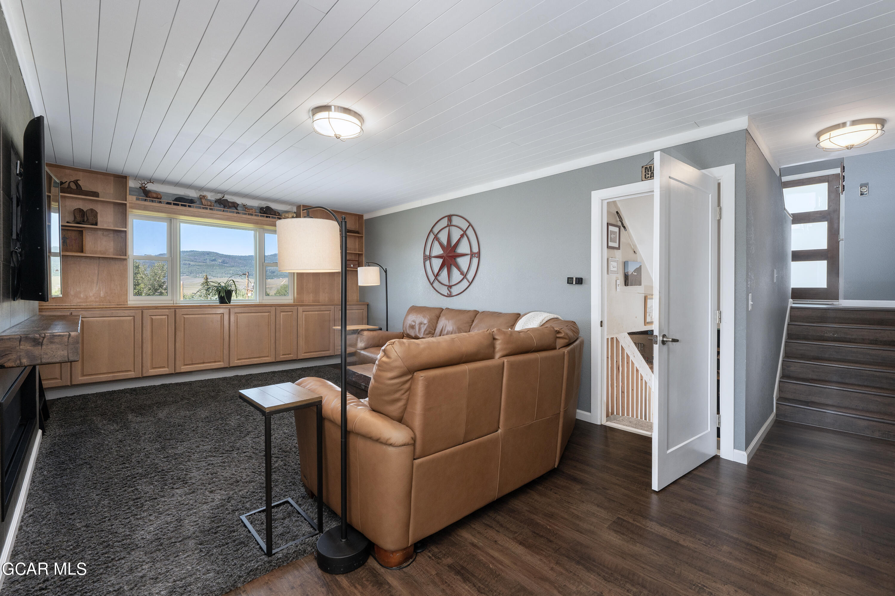 286 GARNET Lane