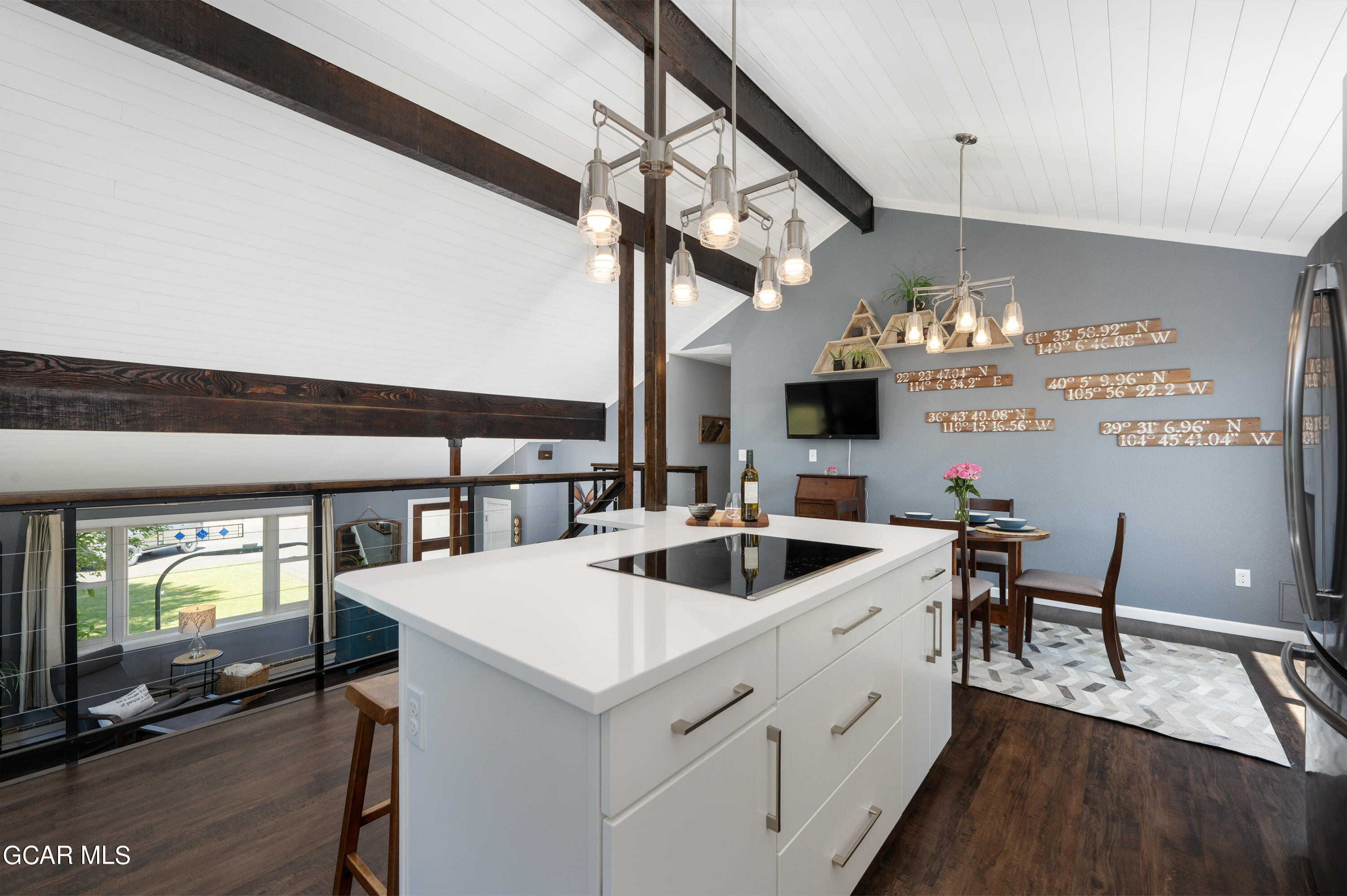 286 GARNET Lane