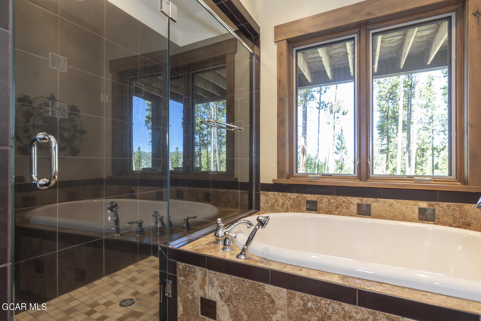 3048 Golf Course Circle