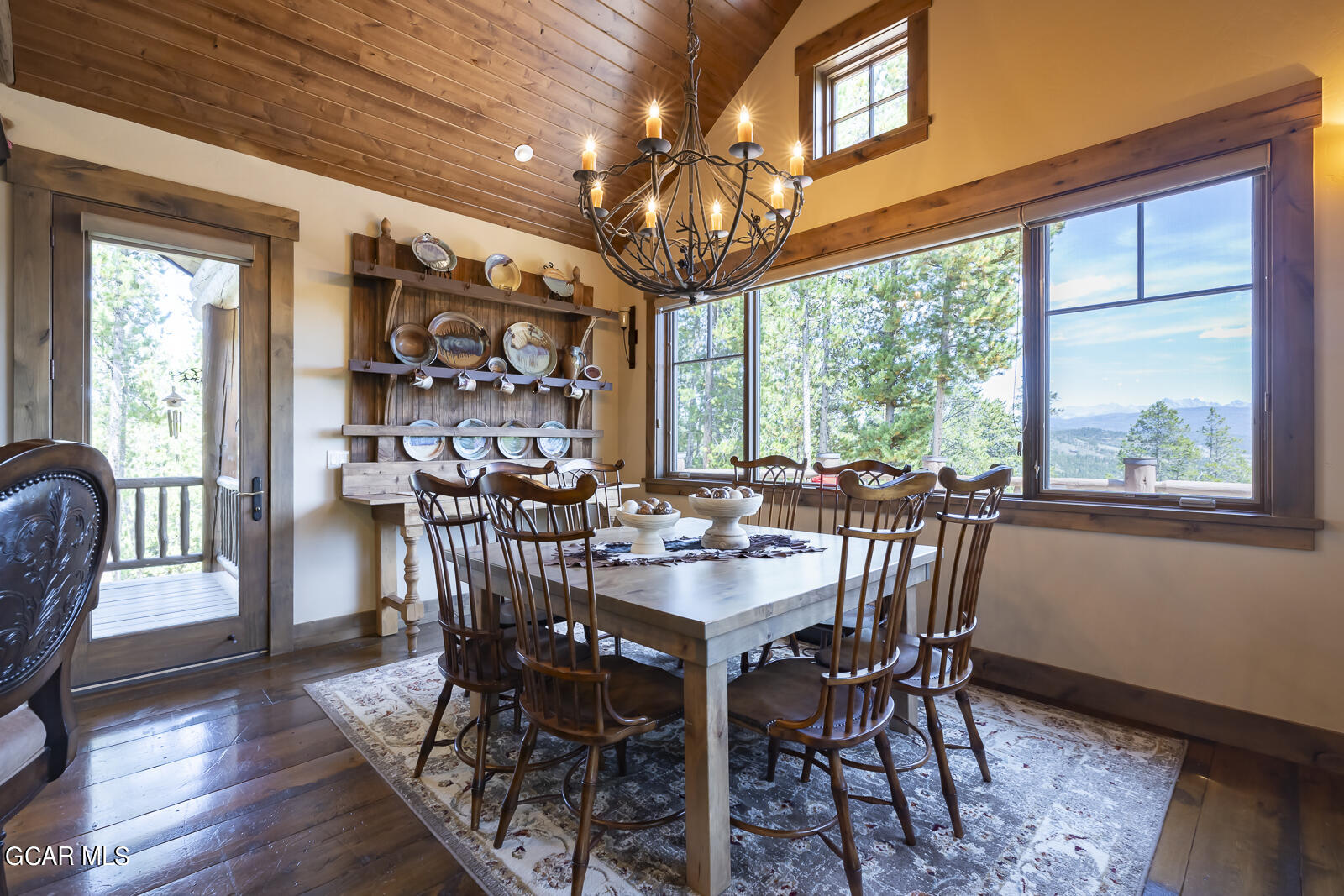 3048 Golf Course Circle