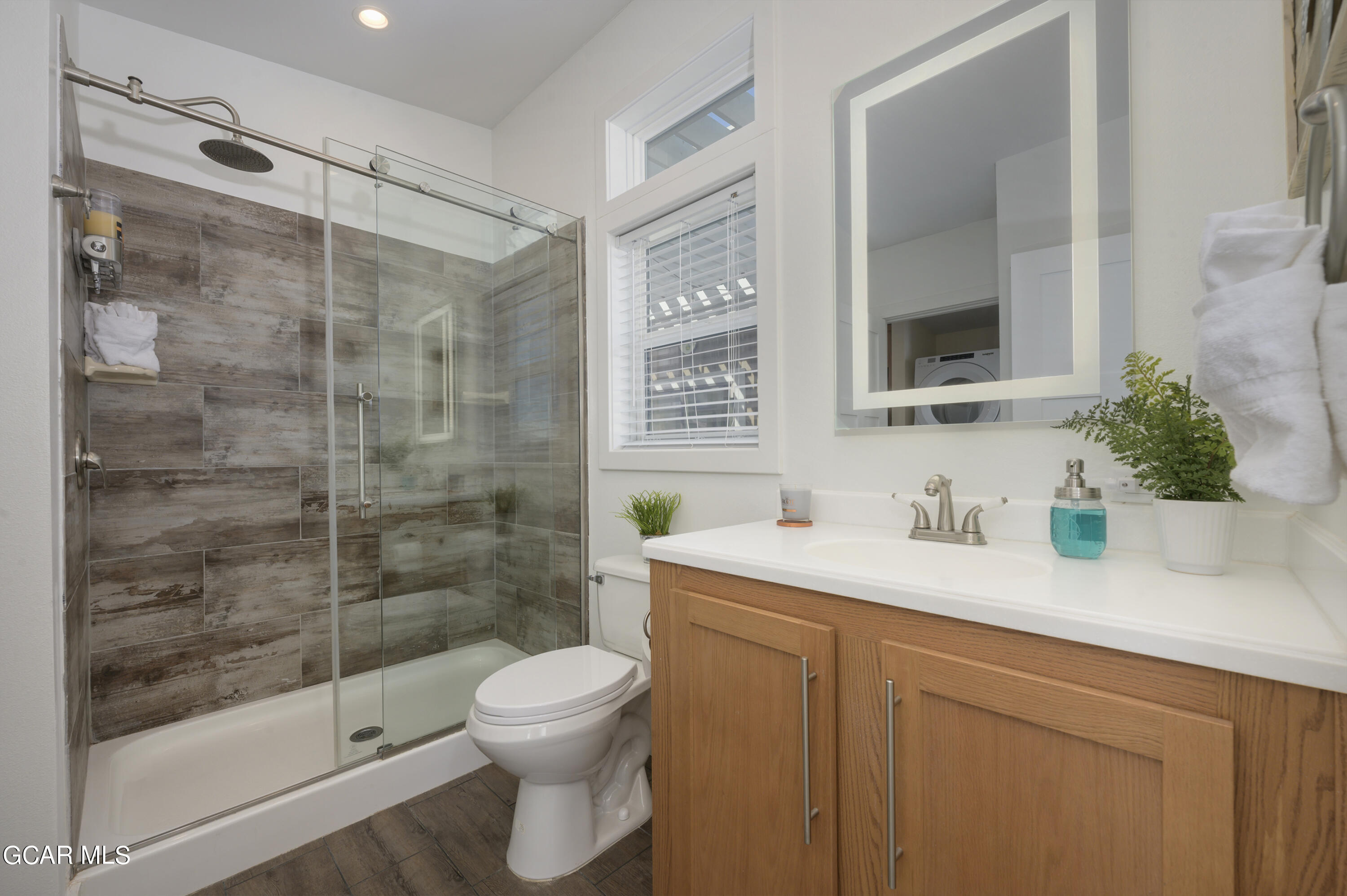 1051 Summit Trail V27