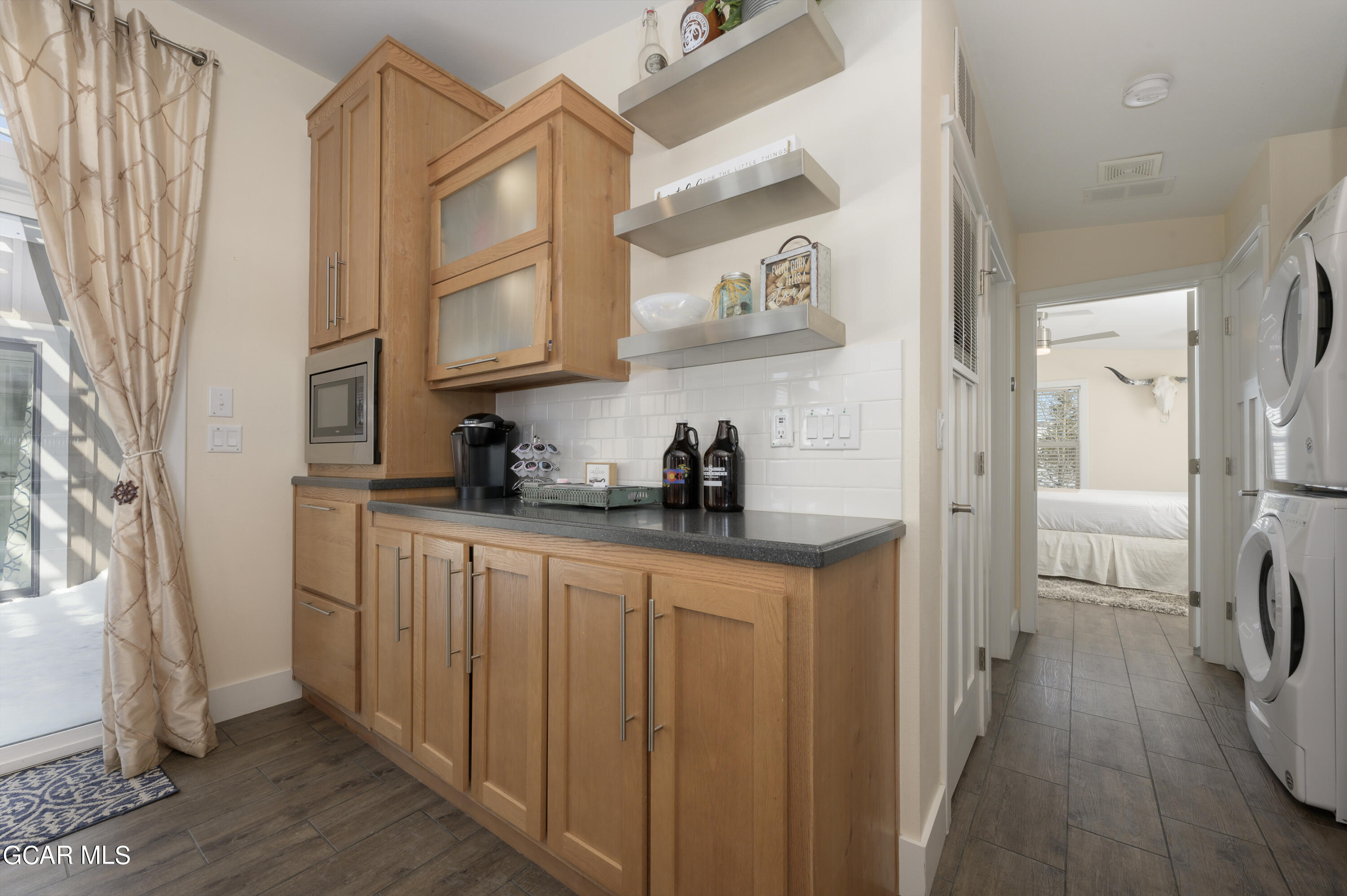 1051 Summit Trail V27