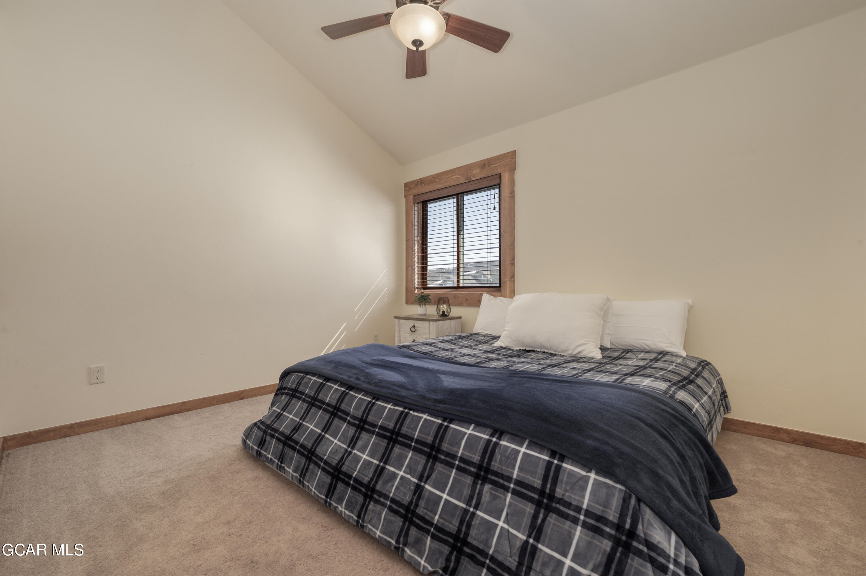 671 East Ridgeway Avenue