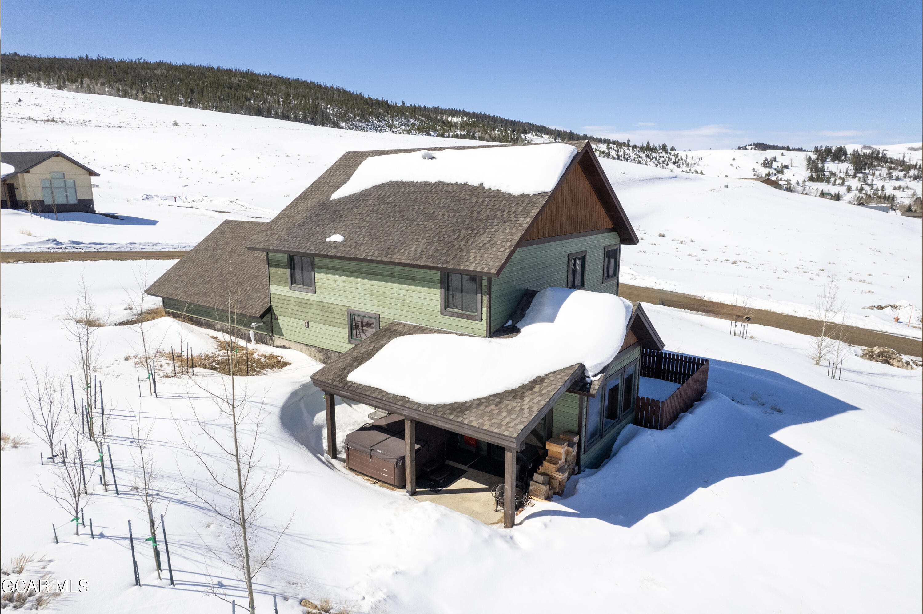 671 East Ridgeway Avenue