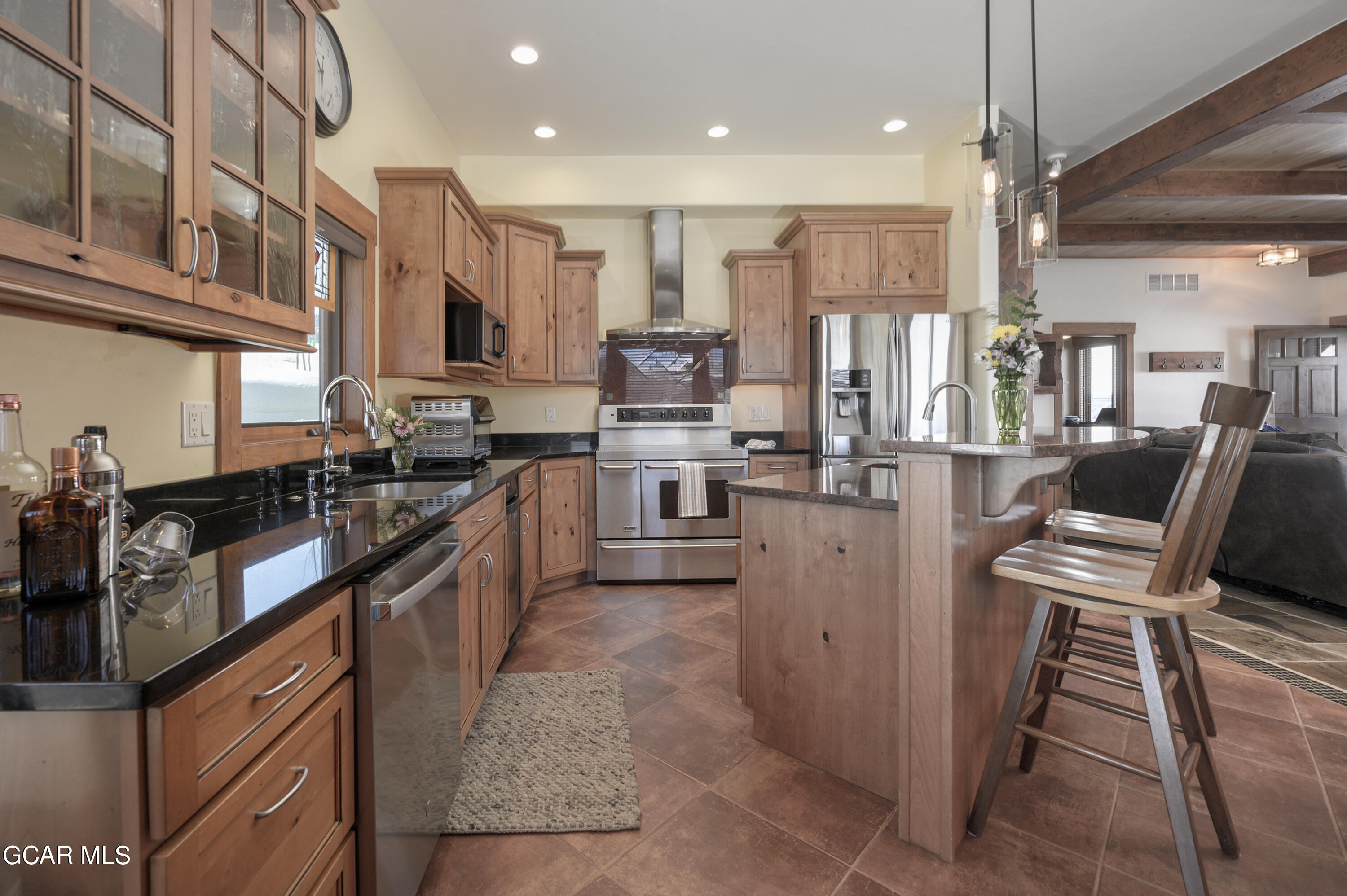 671 East Ridgeway Avenue