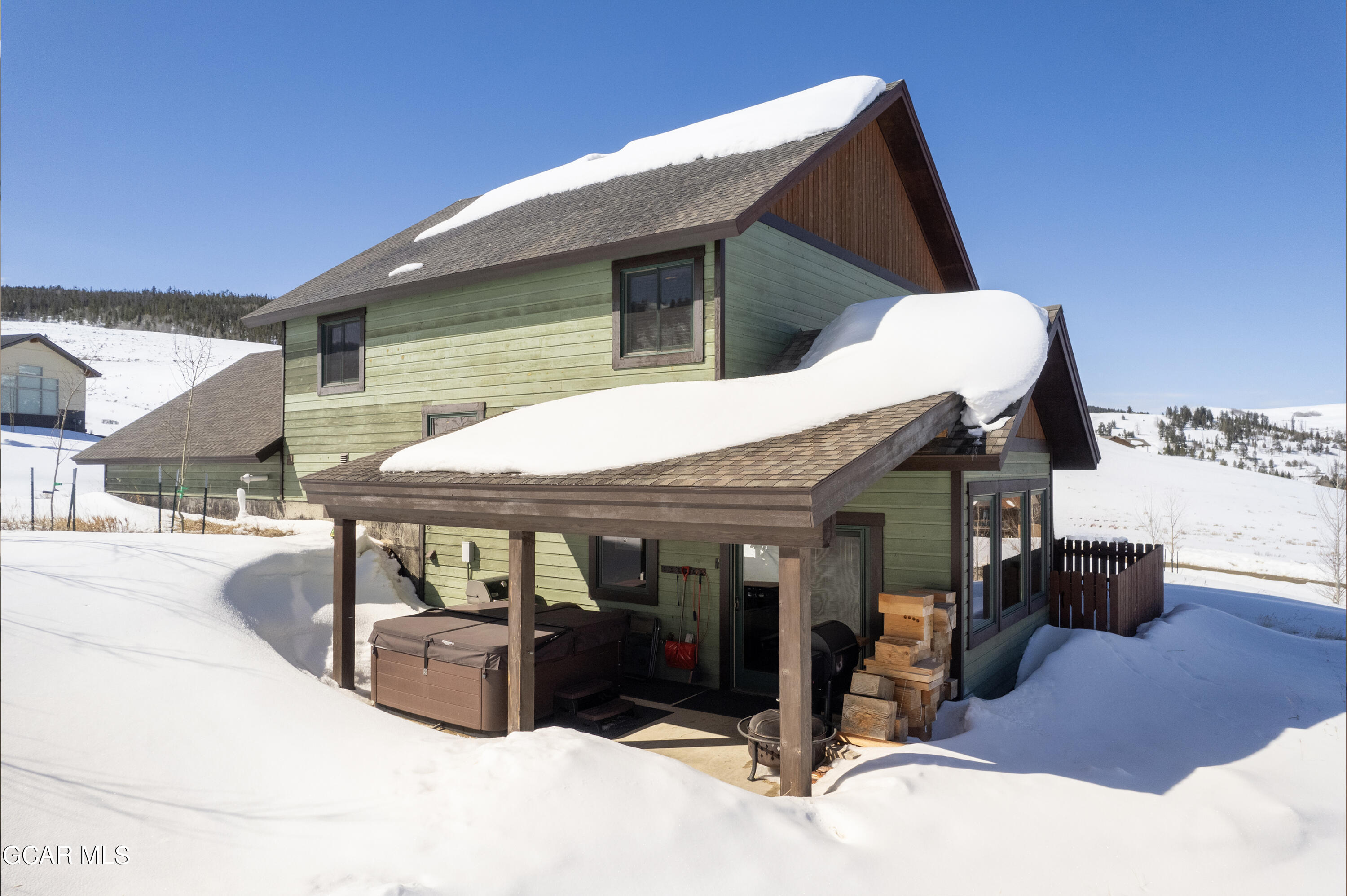 671 East Ridgeway Avenue