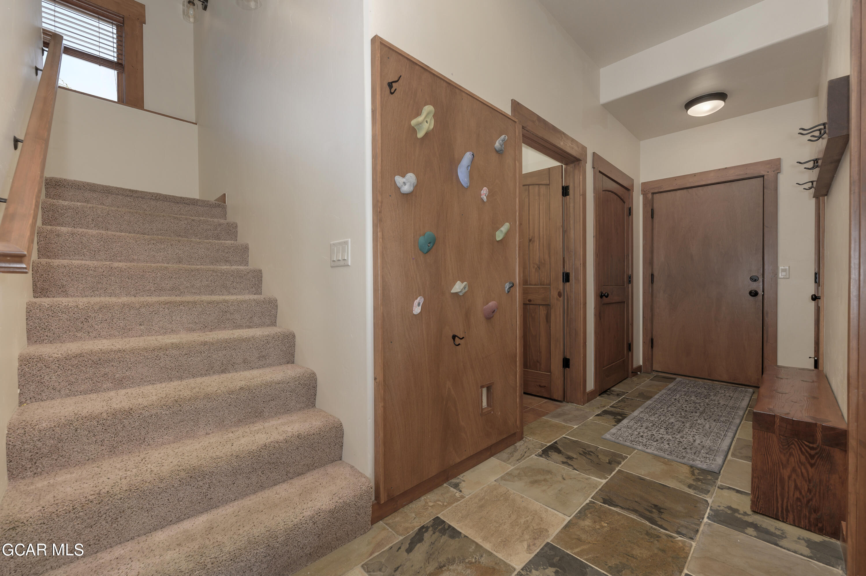 671 East Ridgeway Avenue