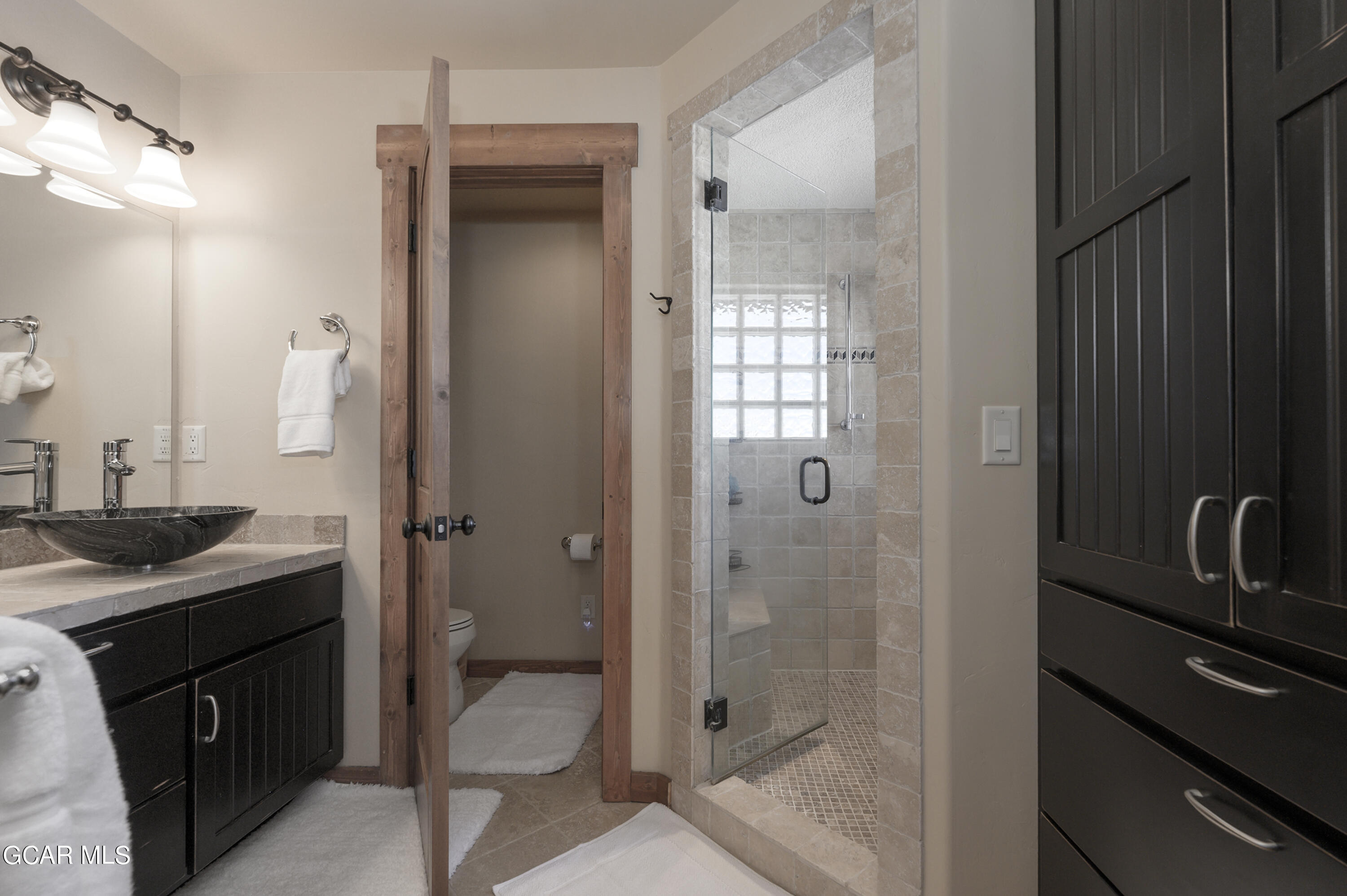 671 East Ridgeway Avenue