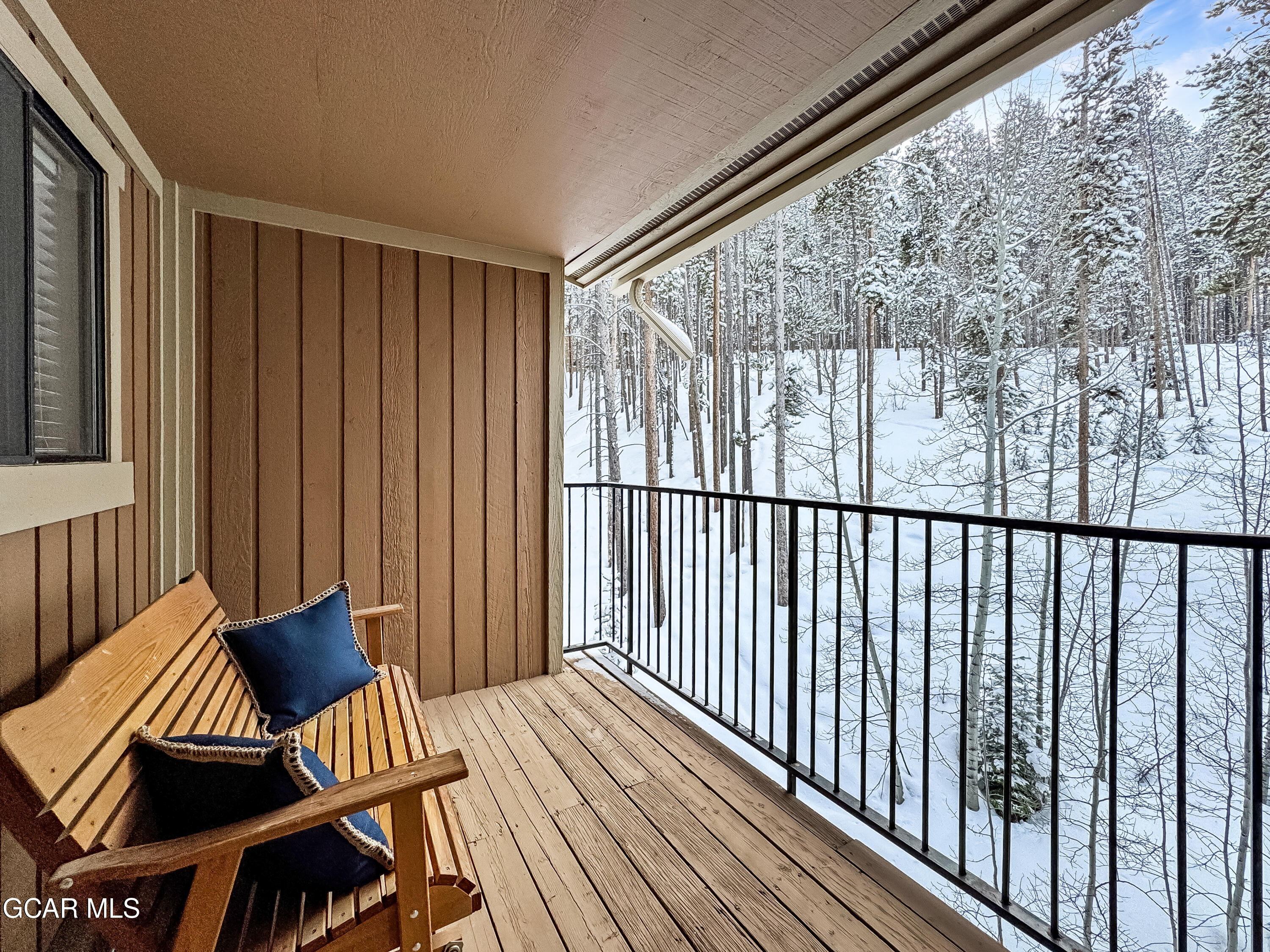 124 GCR 702 aka Village Dr #3-304