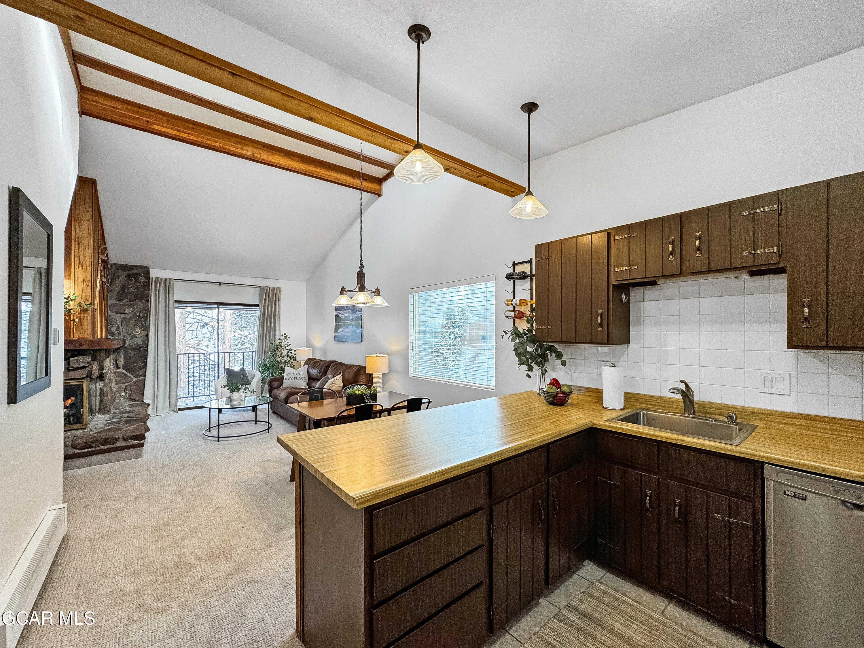 124 GCR 702 aka Village Dr #3-304