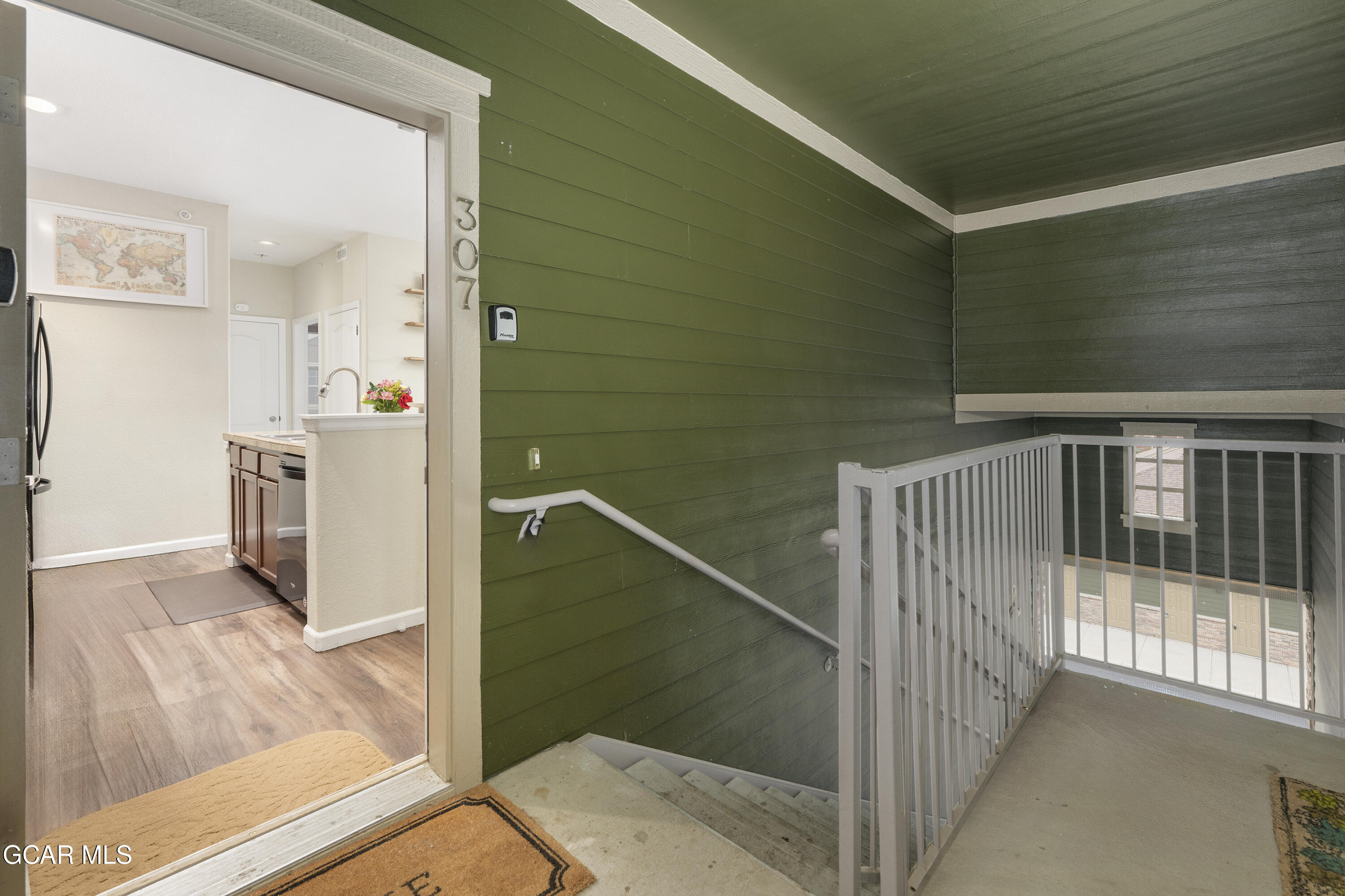 150 VILLAGE Road A-307