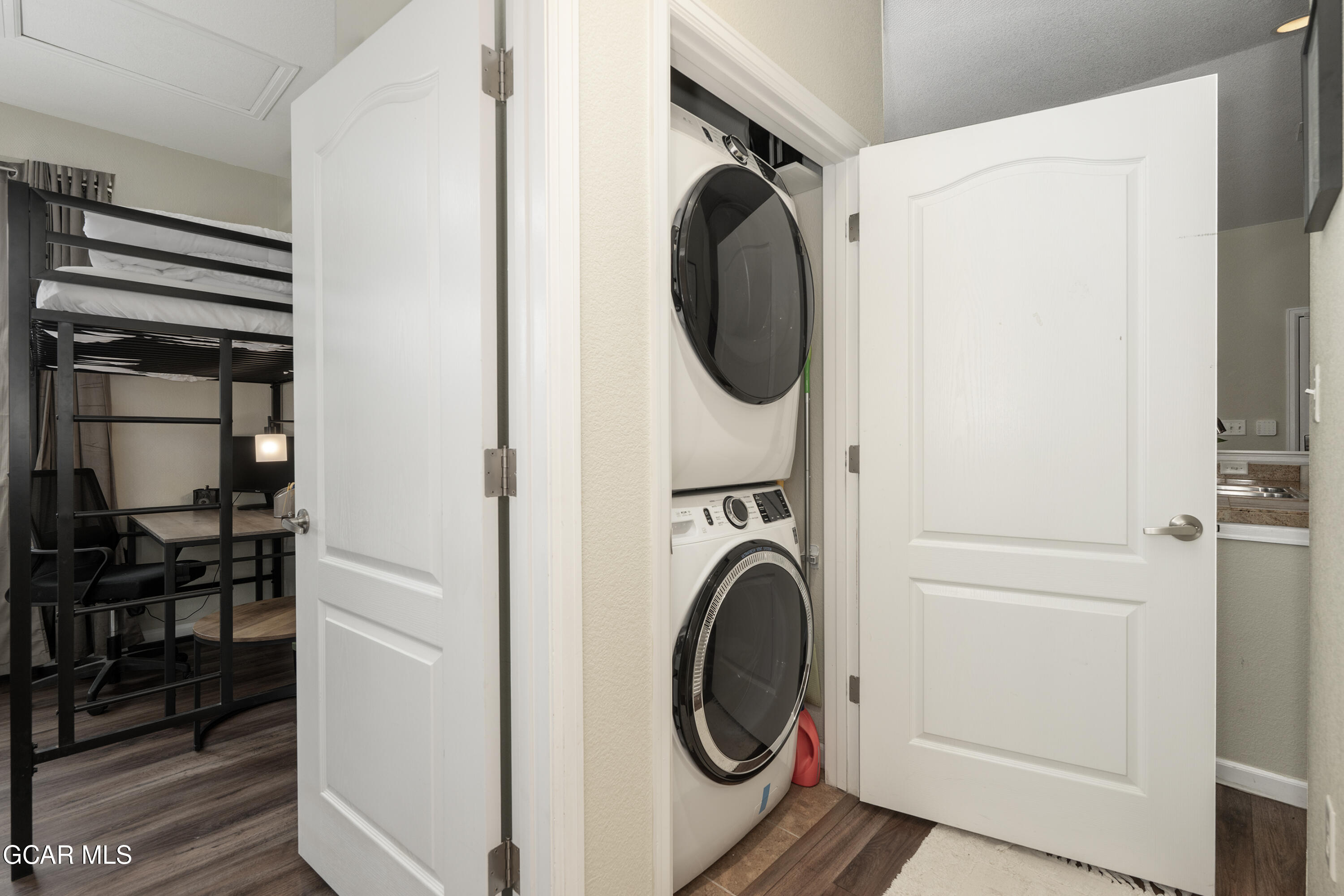 150 VILLAGE Road A-307