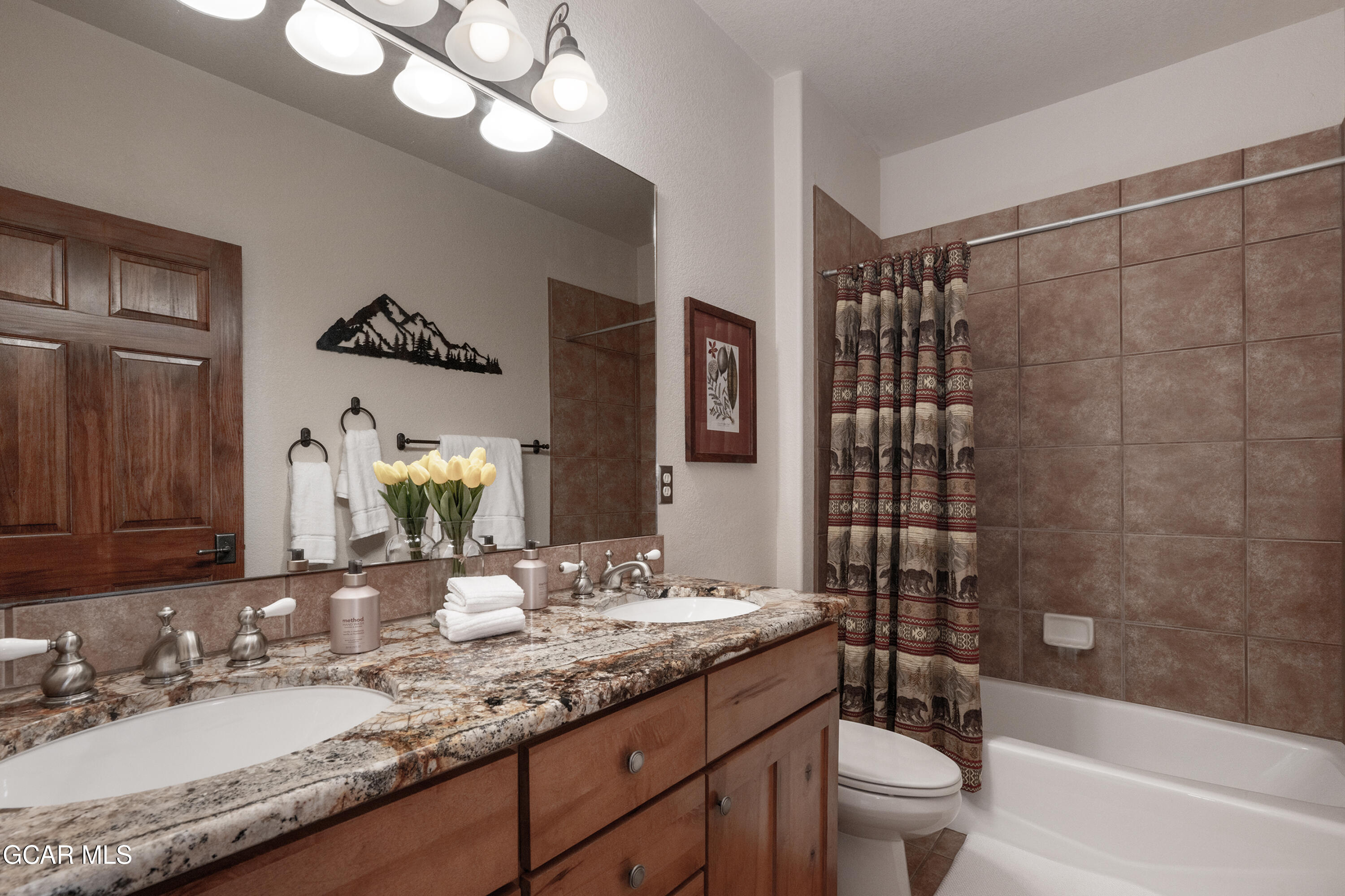 6201 NORTHSTAR Trail 201