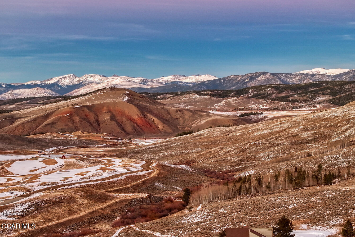 300 BASE CAMP Circle 204