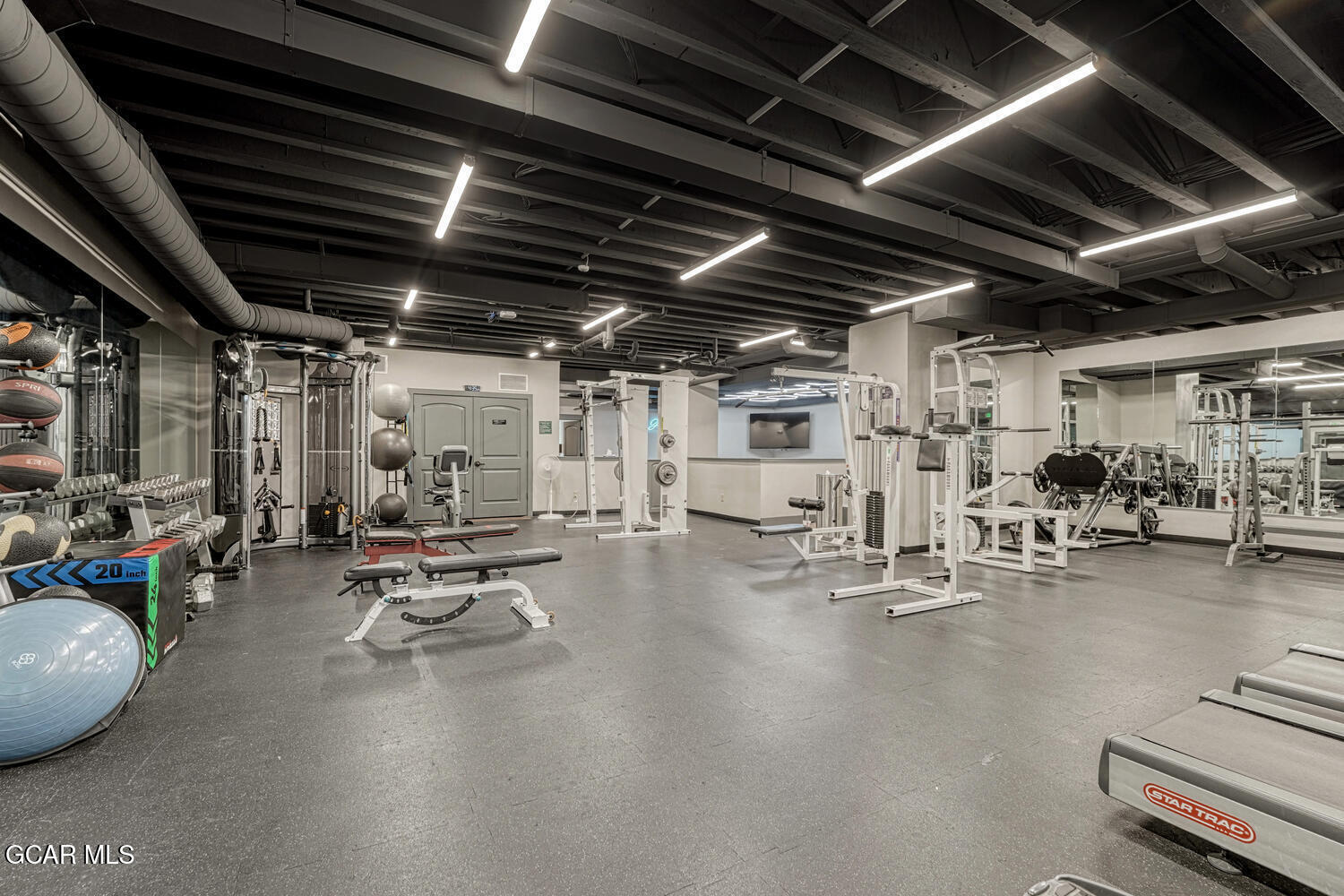 300 BASE CAMP Circle 204