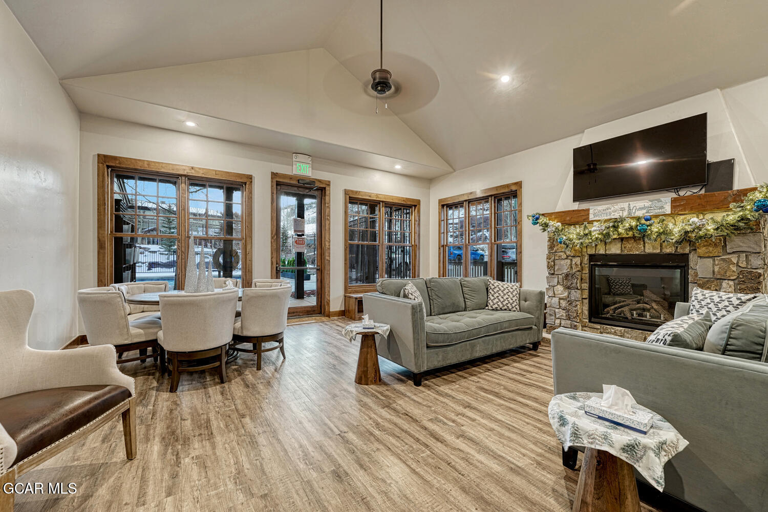 300 BASE CAMP Circle 204