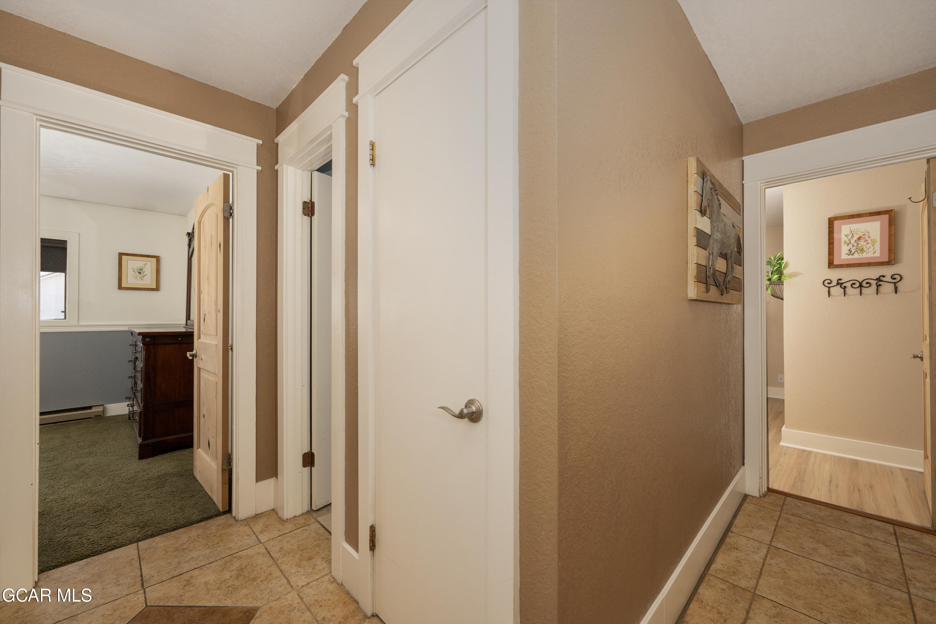 758 East TOPAZ Avenue