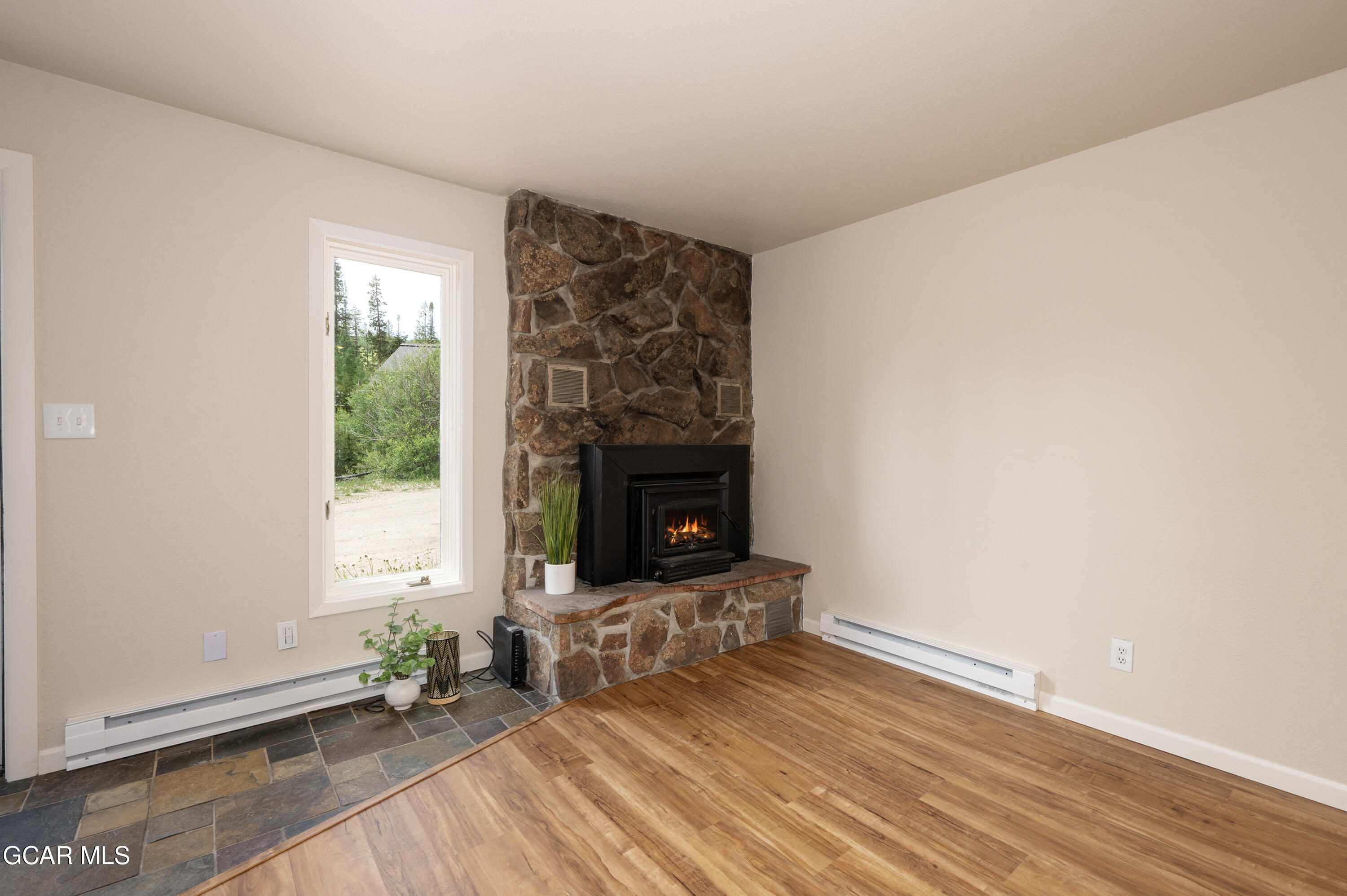 90 HIDEAWAY Drive 4
