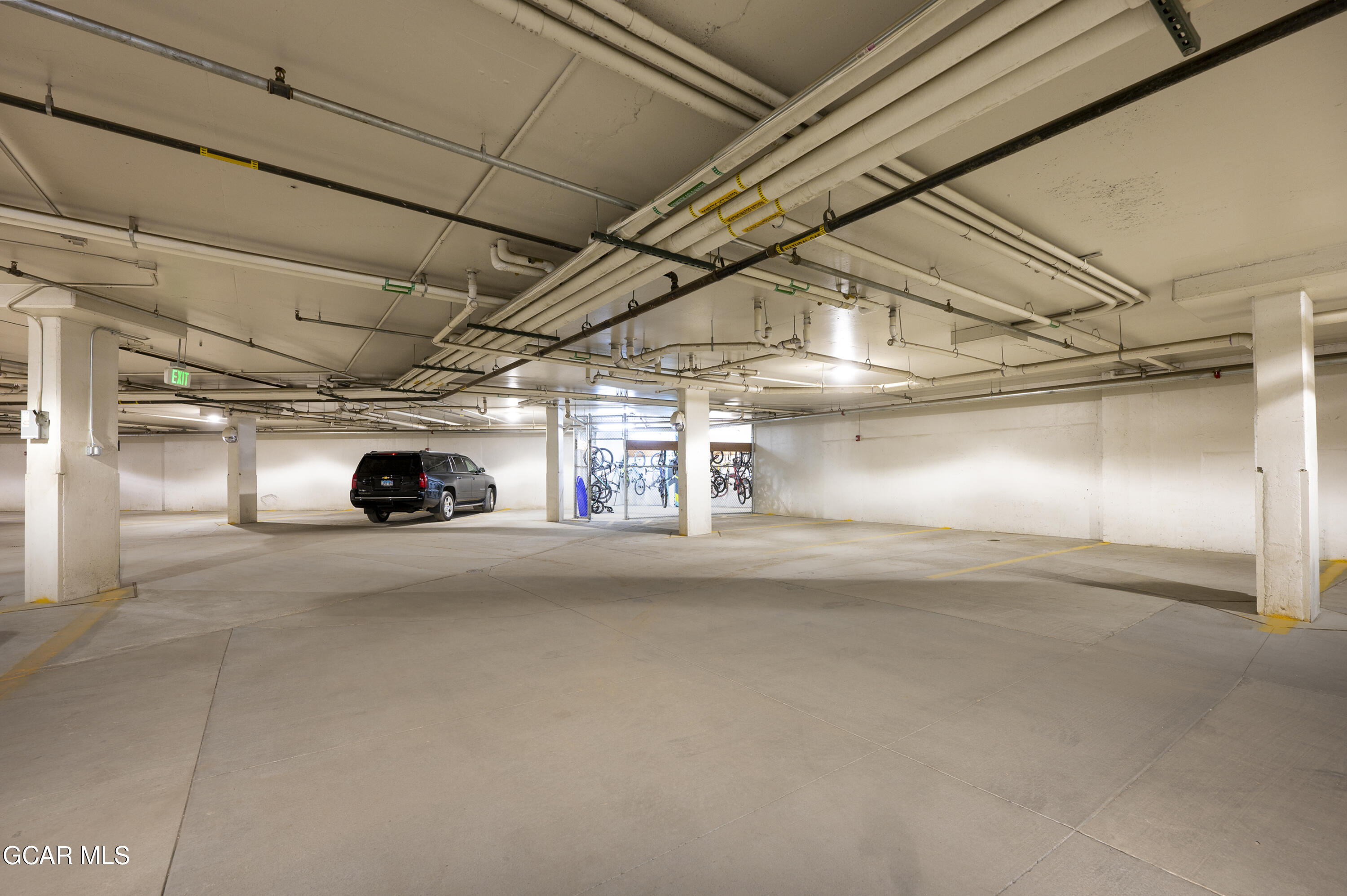 300 BASE CAMP Circle 411