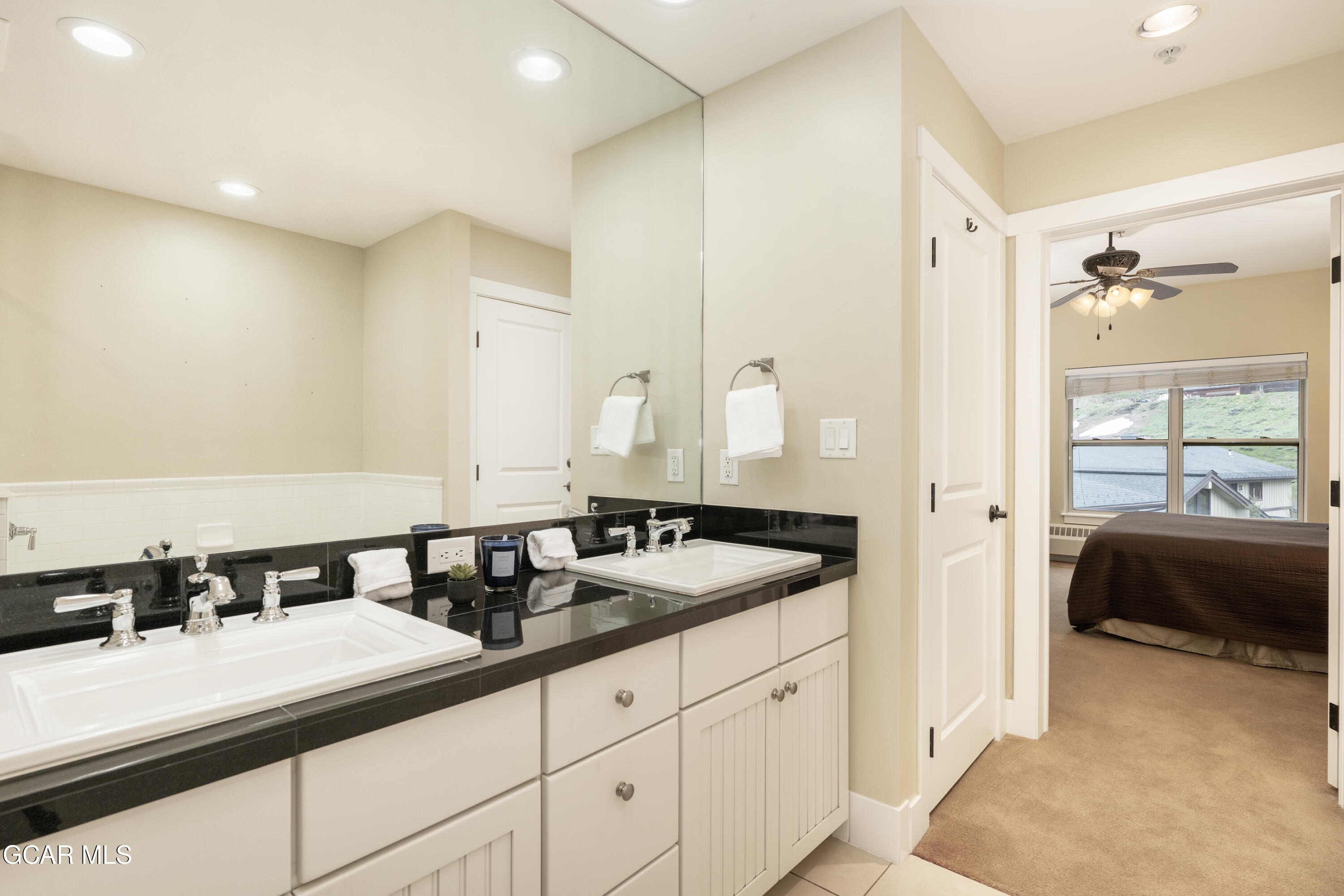 300 BASE CAMP Circle 411