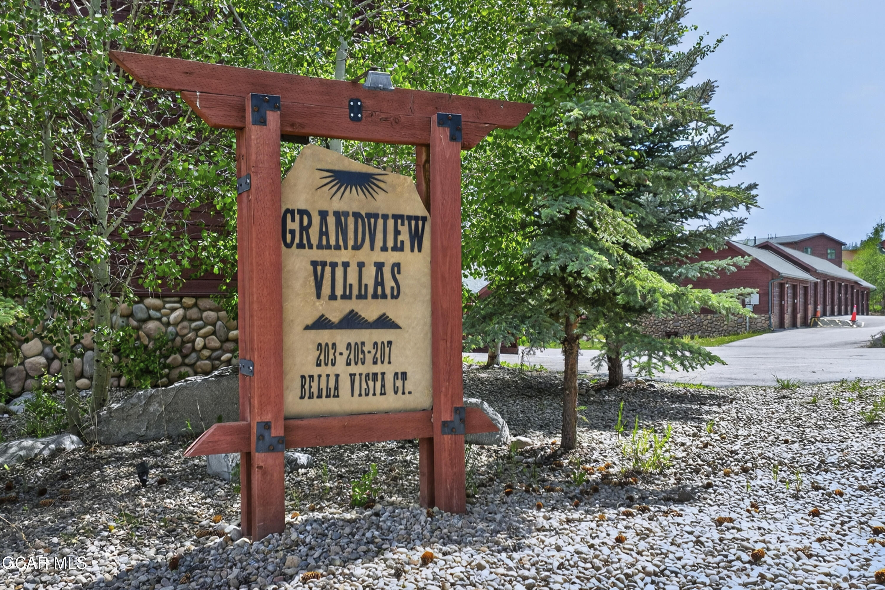 207 Bella Vista Court 216