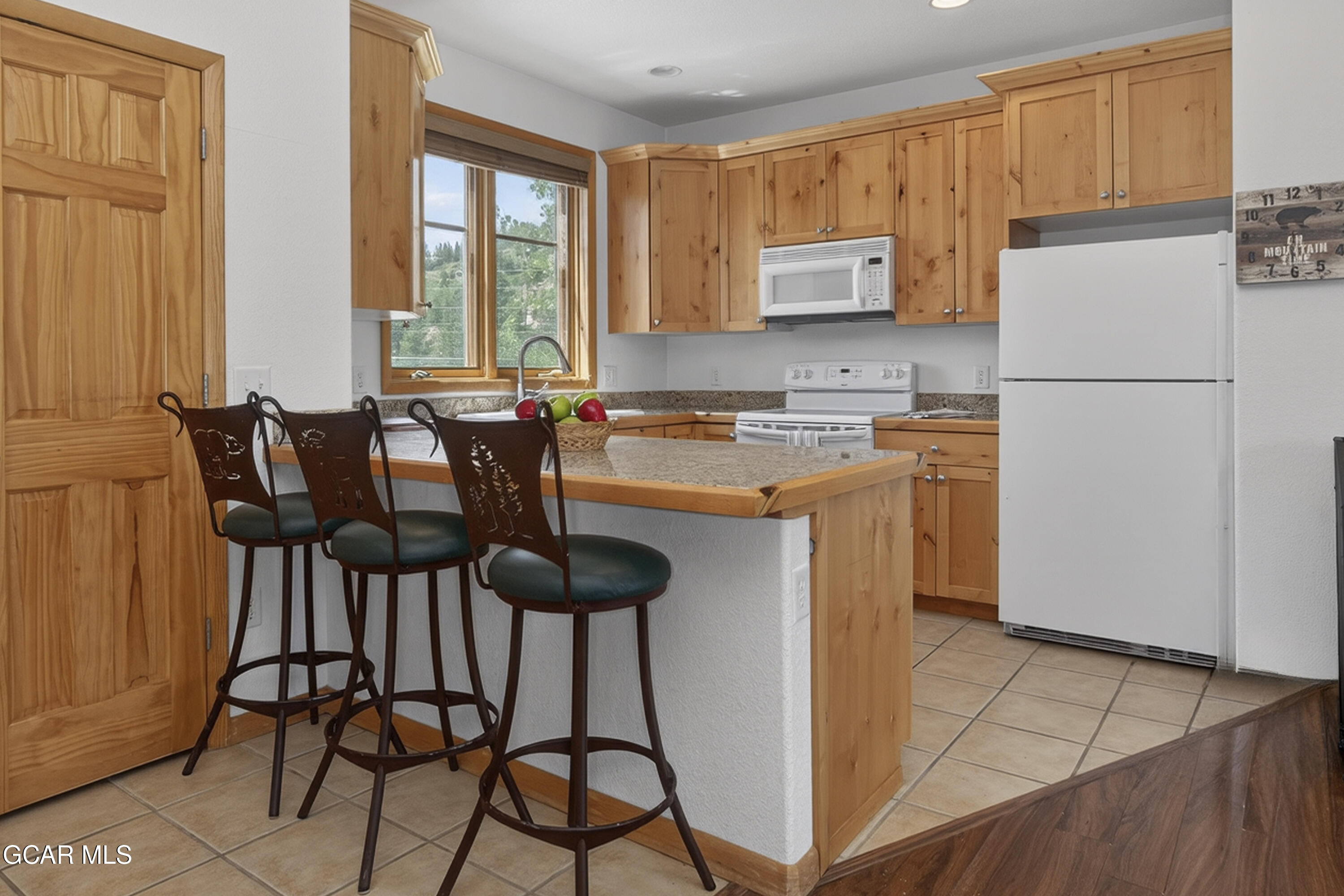 207 Bella Vista Court 216