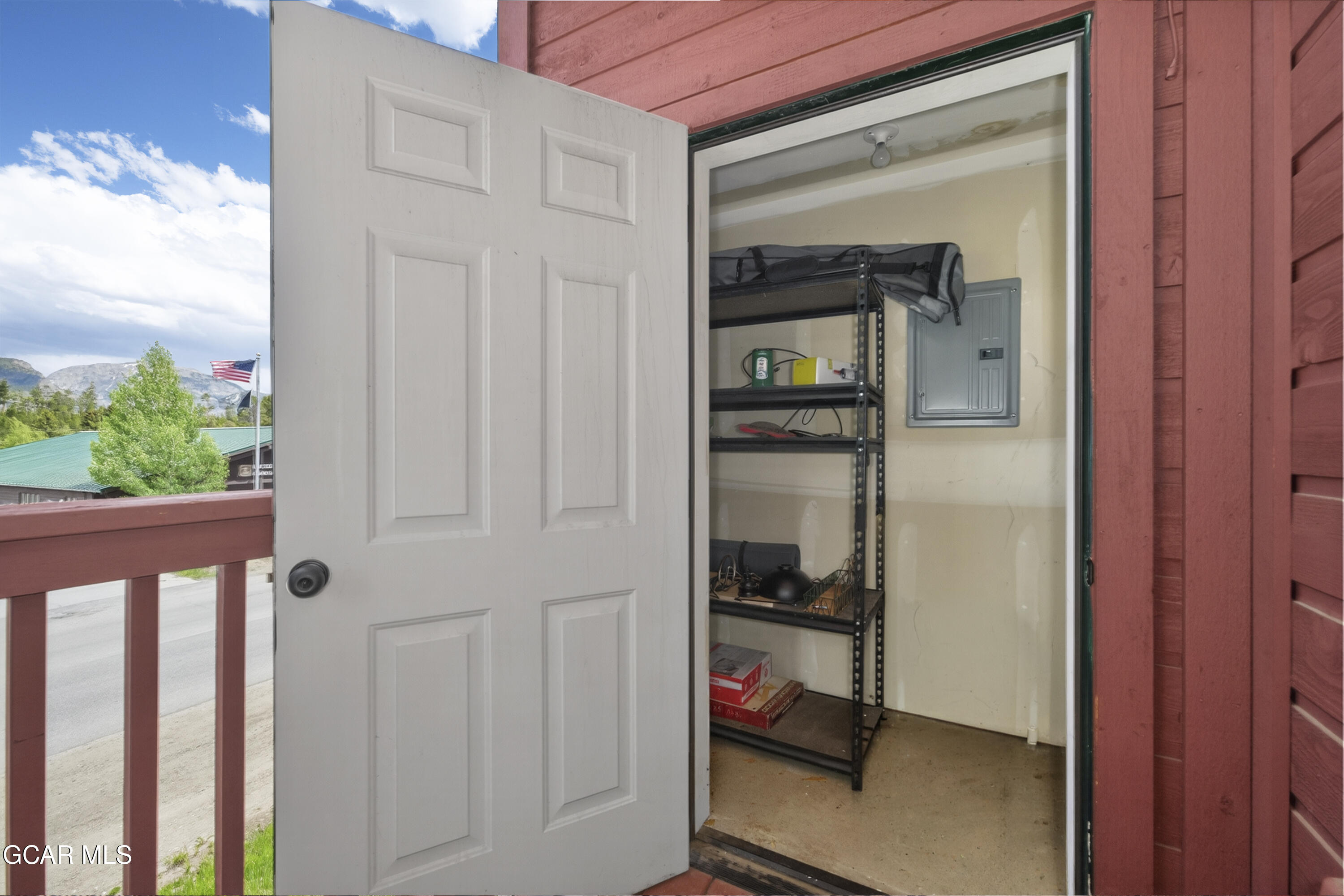 207 Bella Vista Court 216
