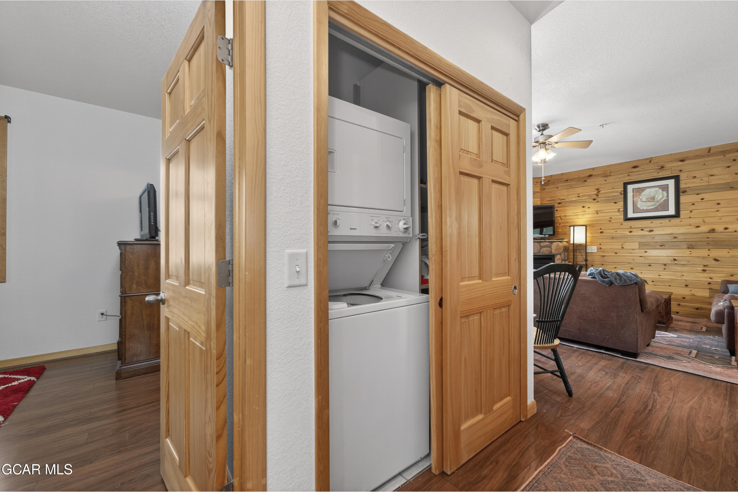 207 Bella Vista Court 216
