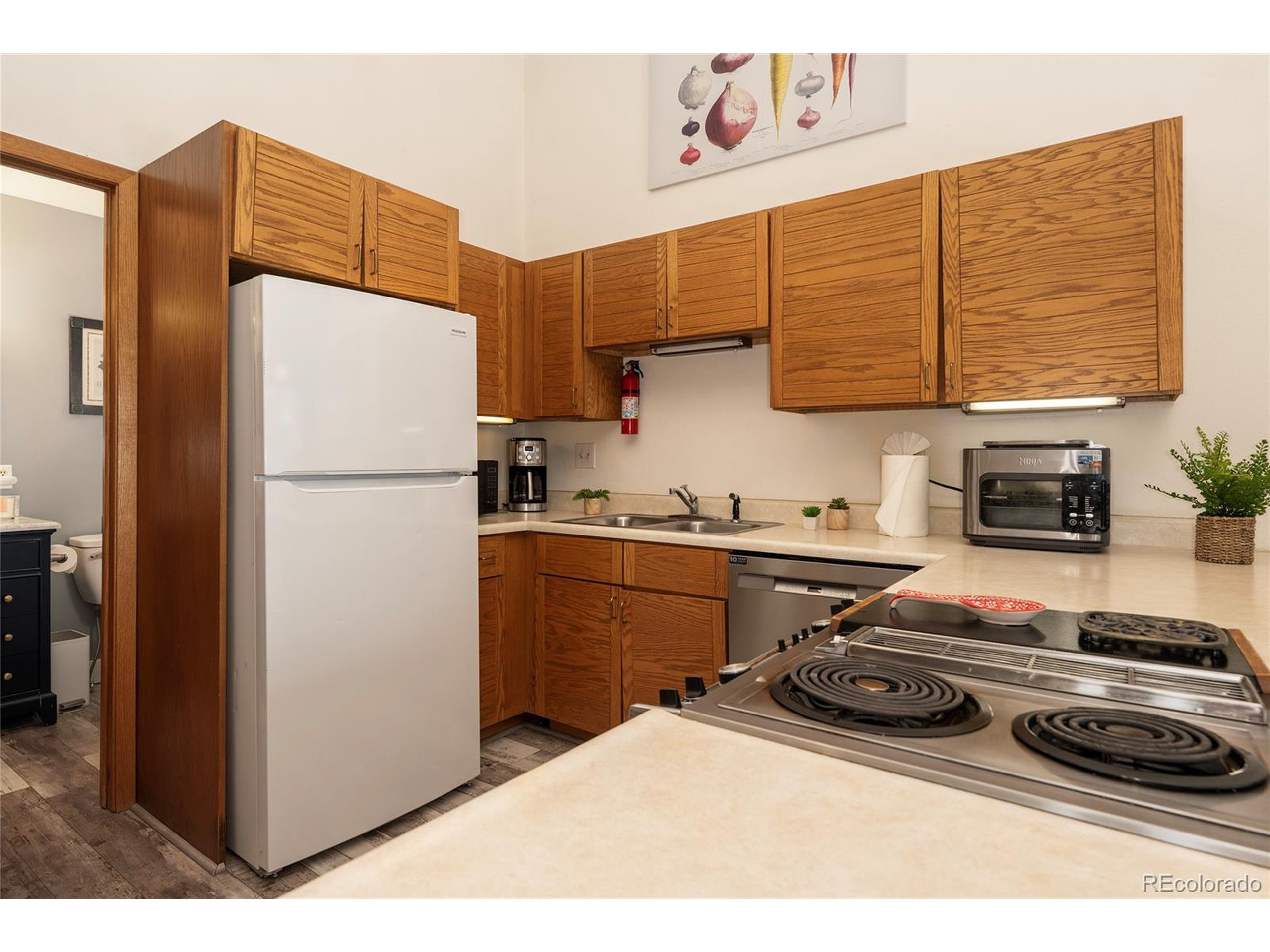 100 Bryant Blvd 11 Fraser Unit: 11