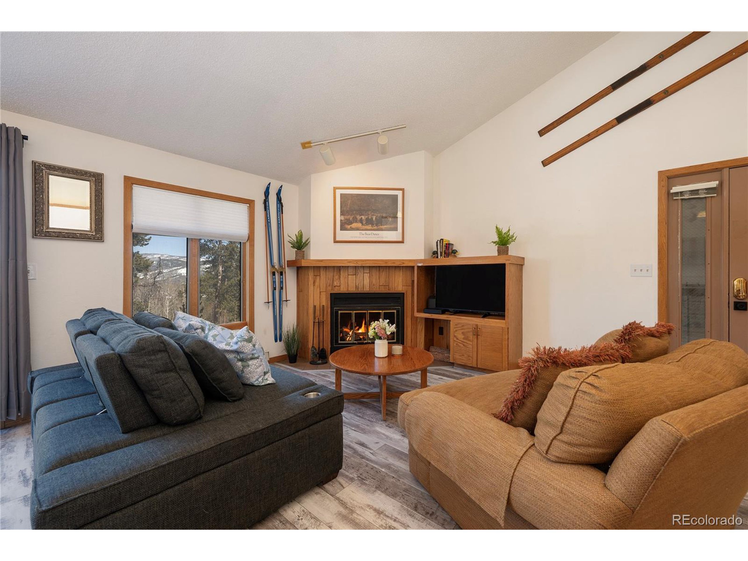 100 Bryant Blvd 11 Fraser Unit: 11