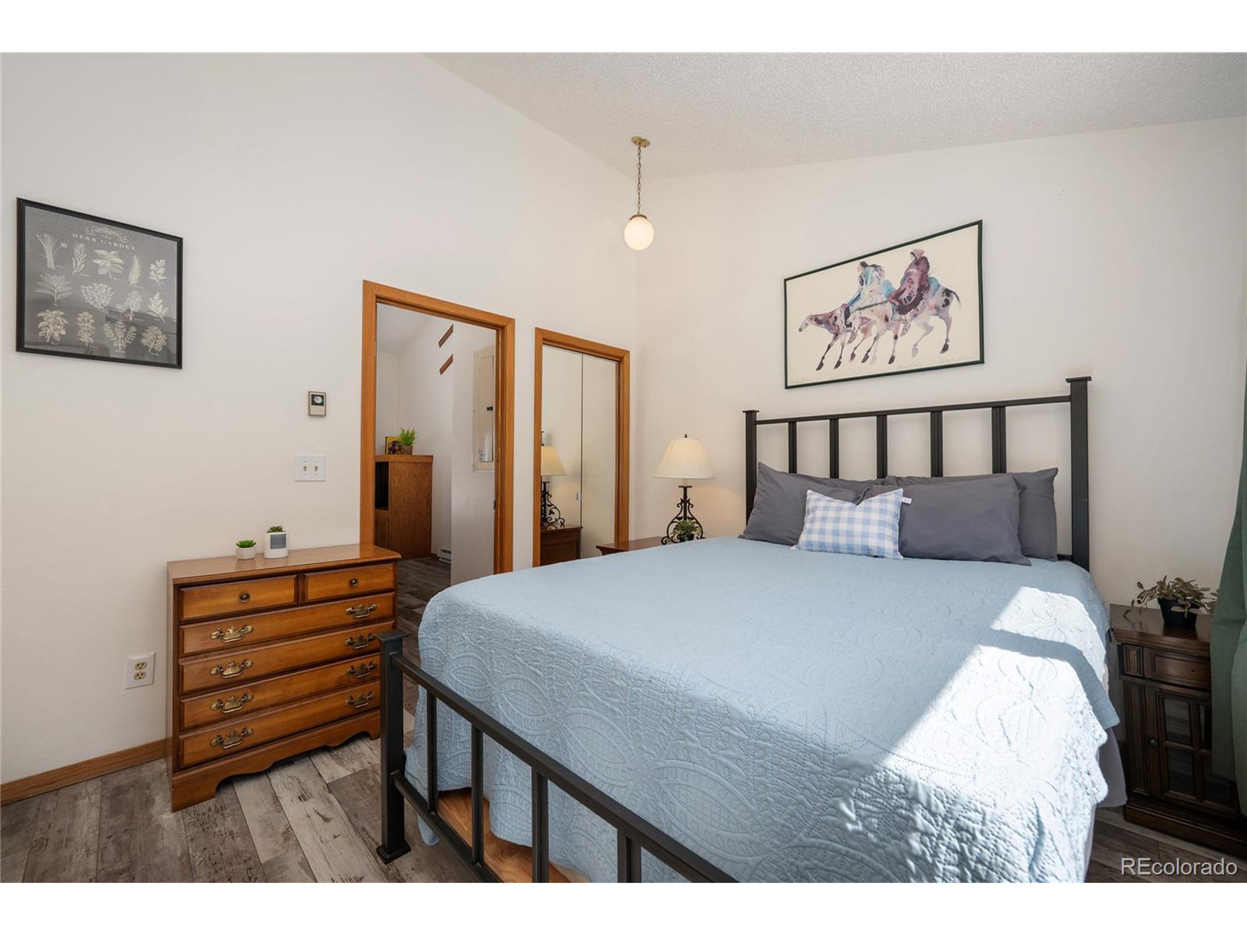 100 Bryant Blvd 11 Fraser Unit: 11