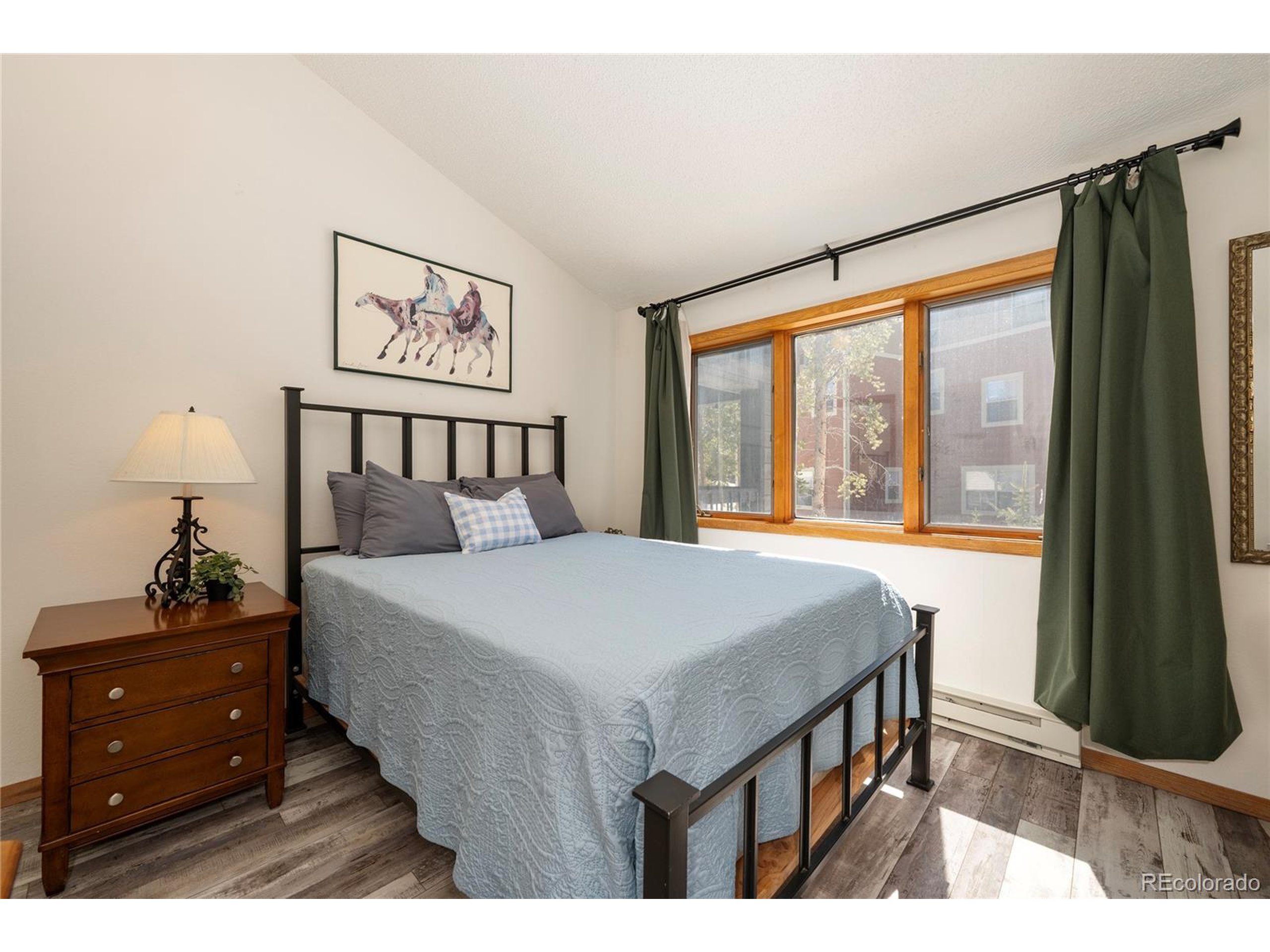 100 Bryant Blvd 11 Fraser Unit: 11