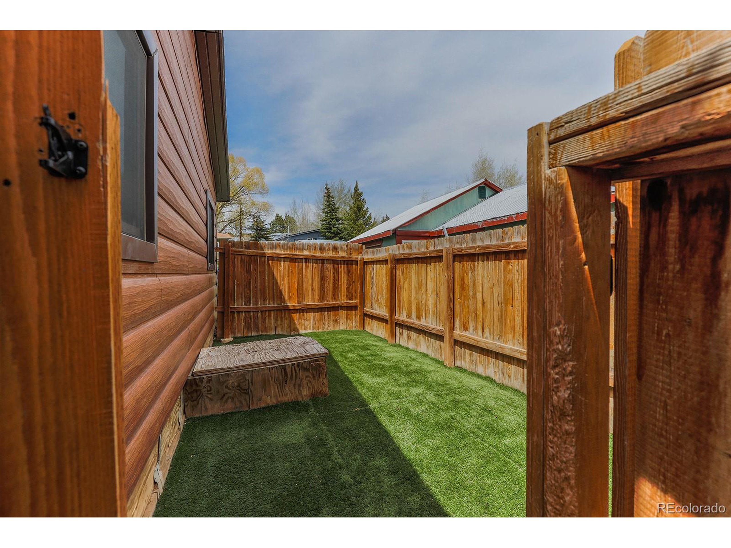 833 E Agate Ave 12 Granby Unit: 12