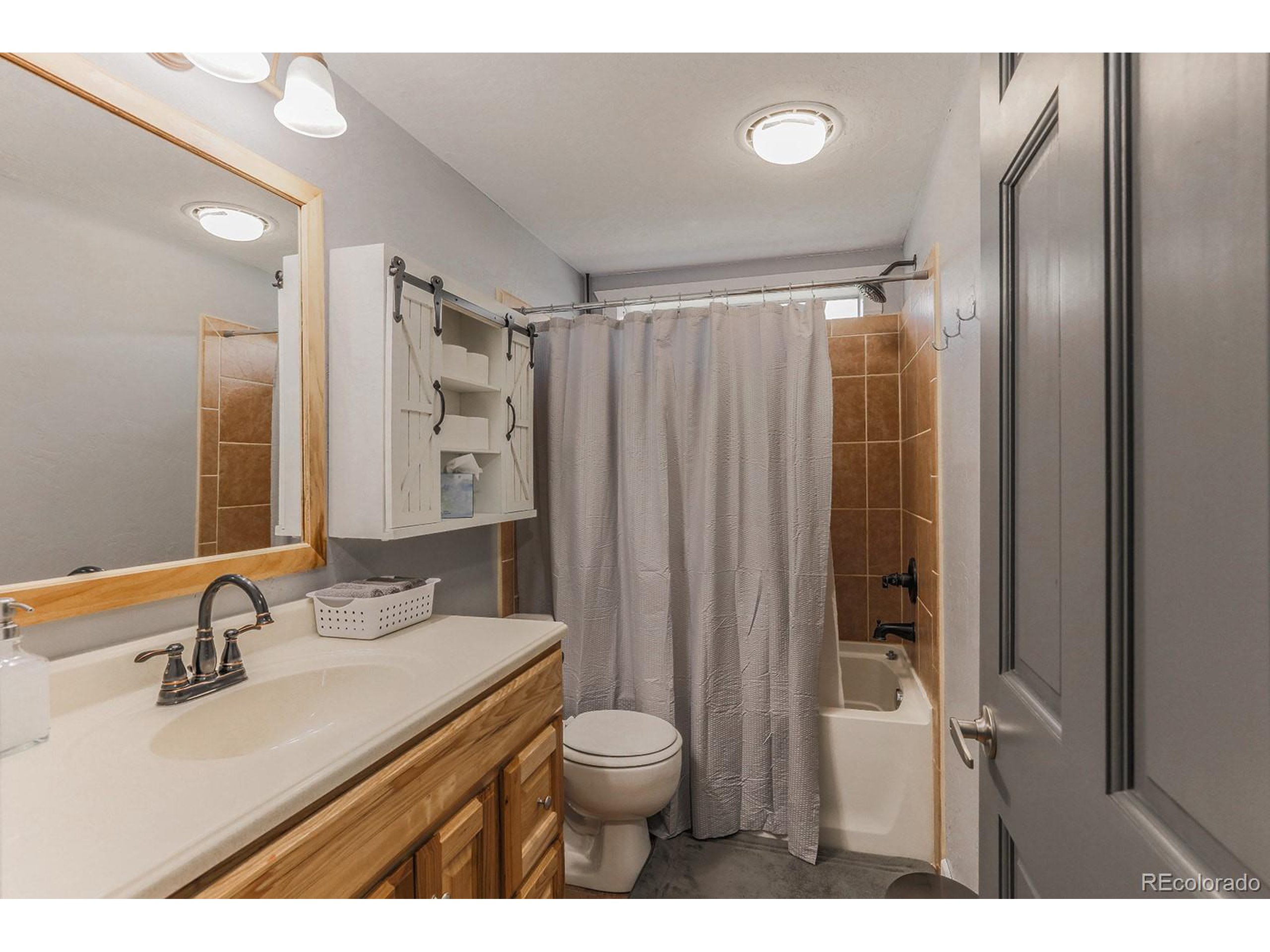 833 E Agate Ave 12 Granby Unit: 12