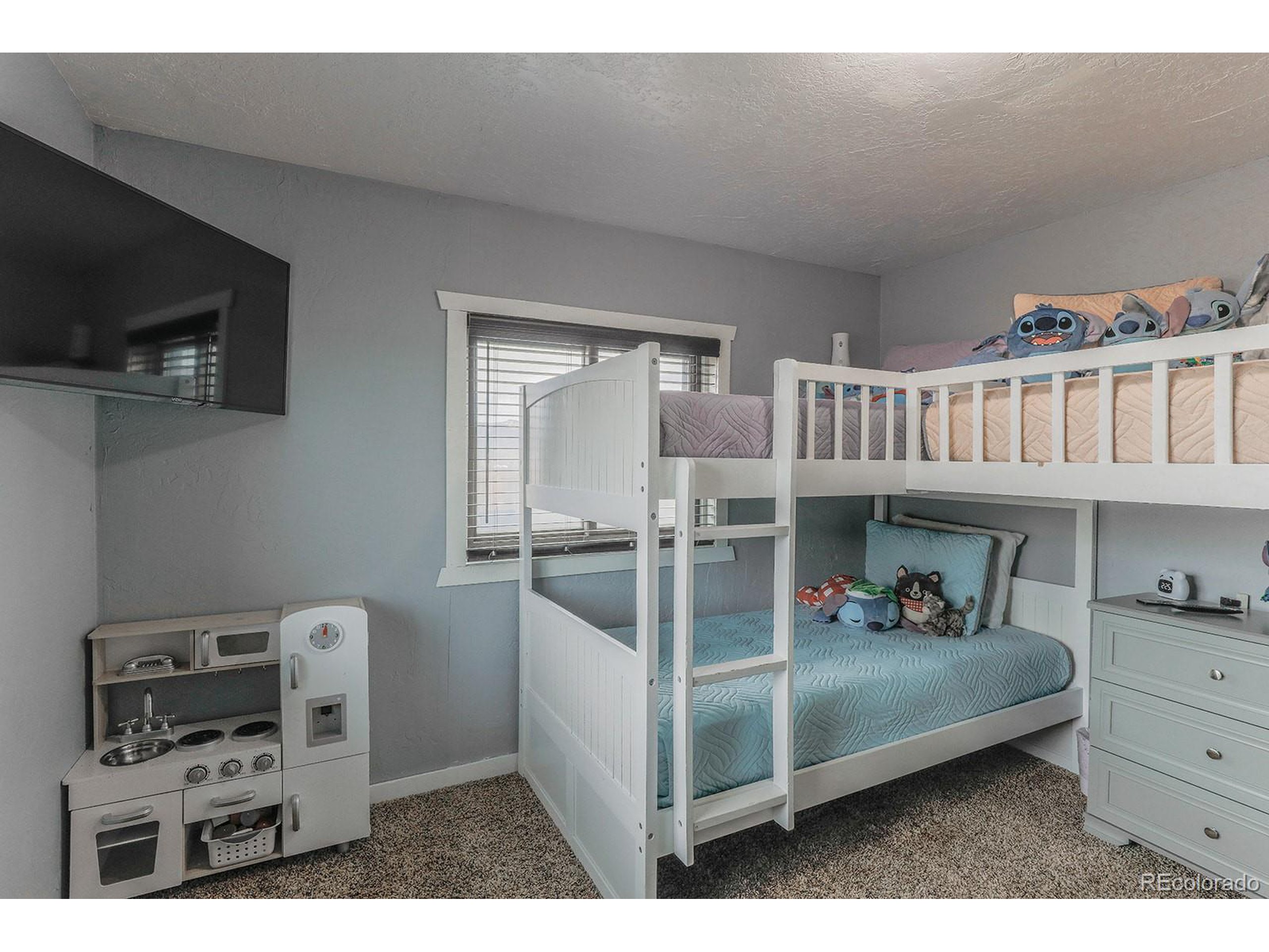 833 E Agate Ave 12 Granby Unit: 12