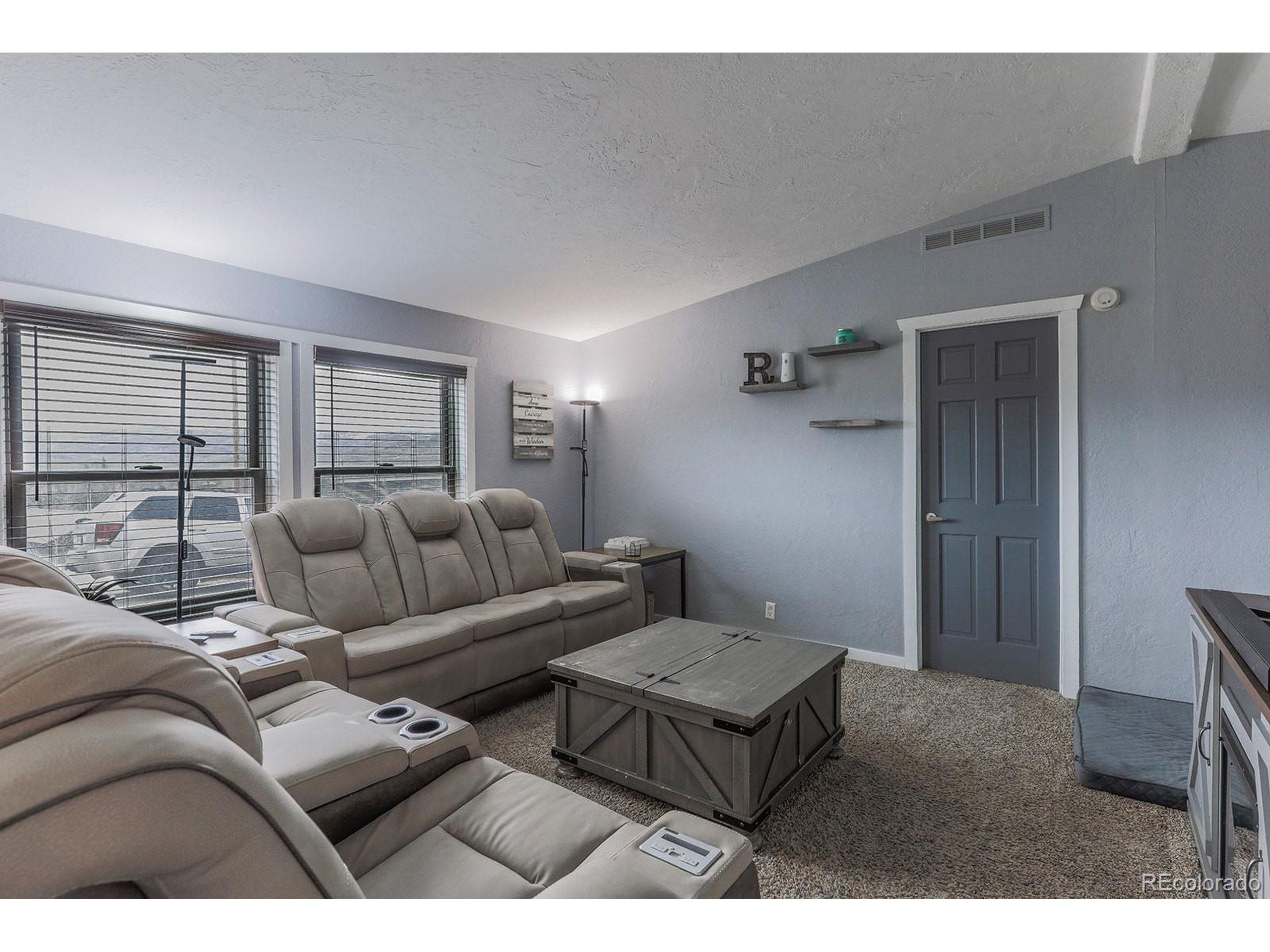 833 E Agate Ave 12 Granby Unit: 12