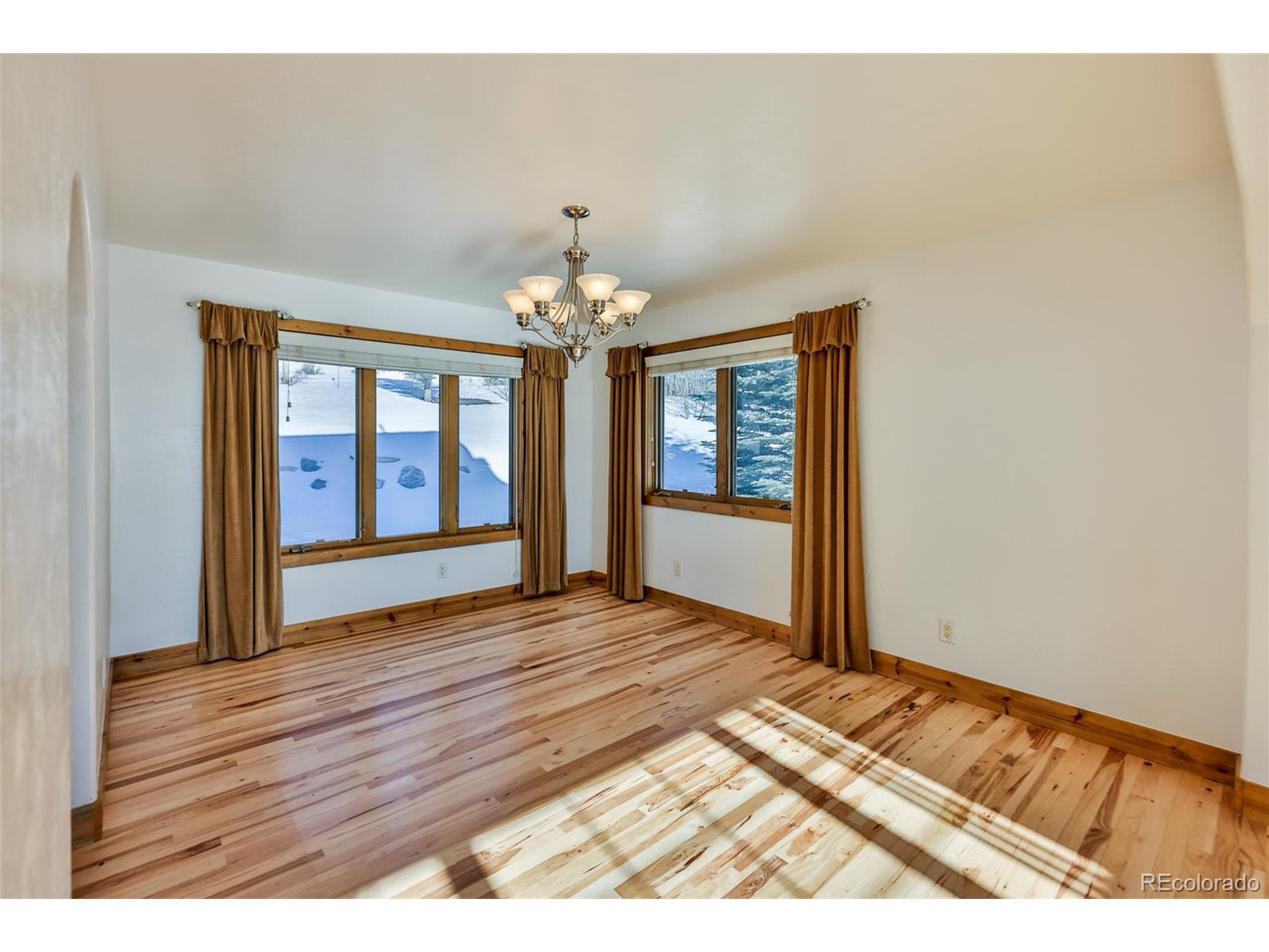 705 Saddle Ridge Cir Granby