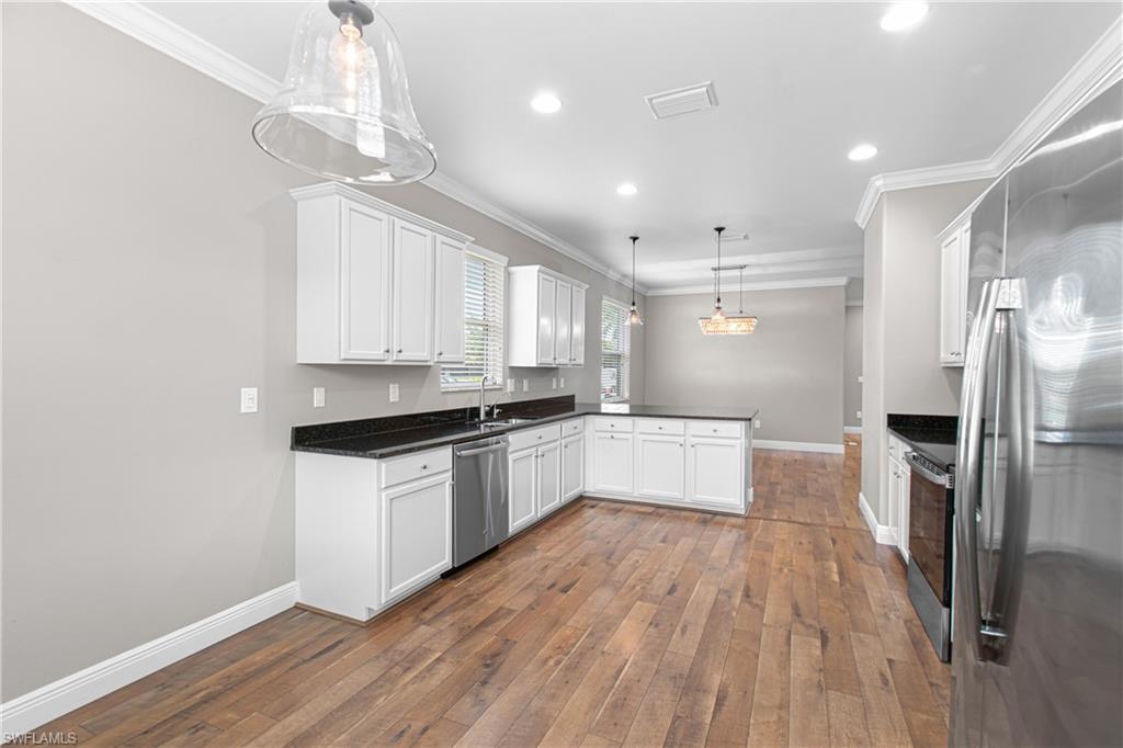 9481 River Otter DR, FORT MYERS