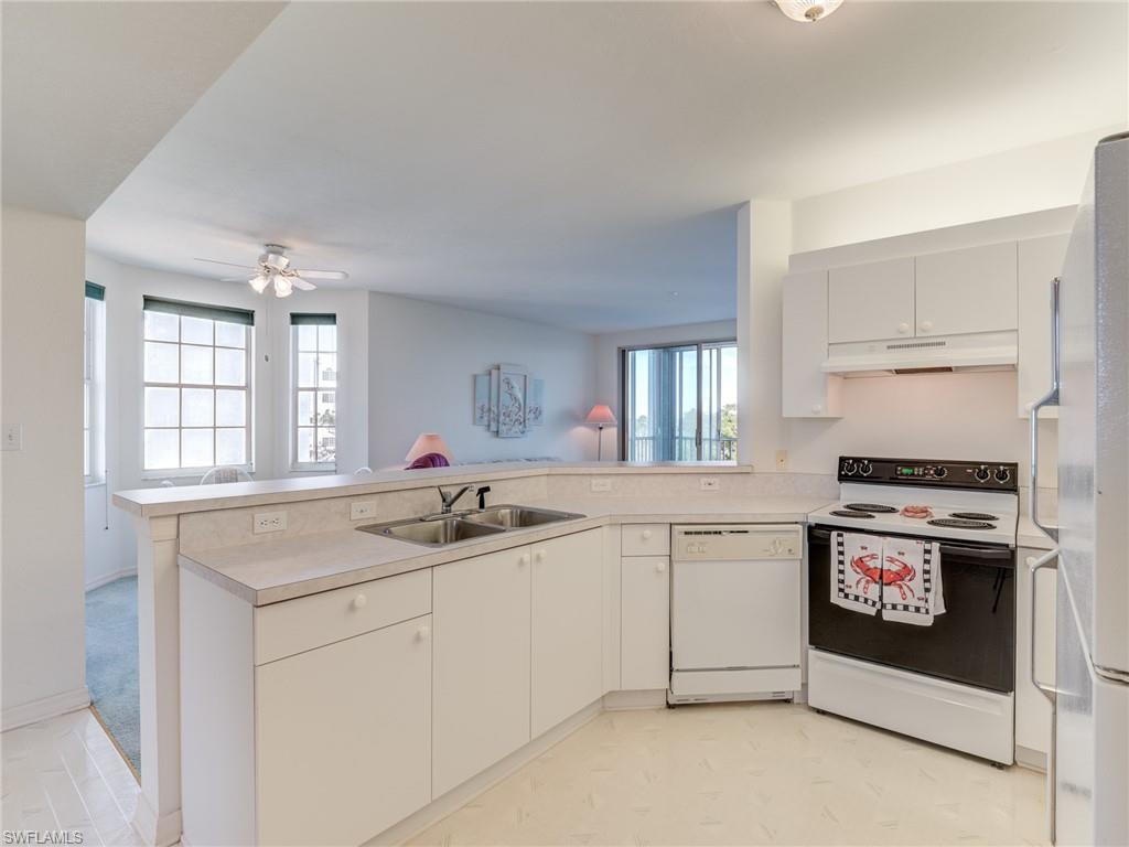 22712 Island Pines WAY # 301