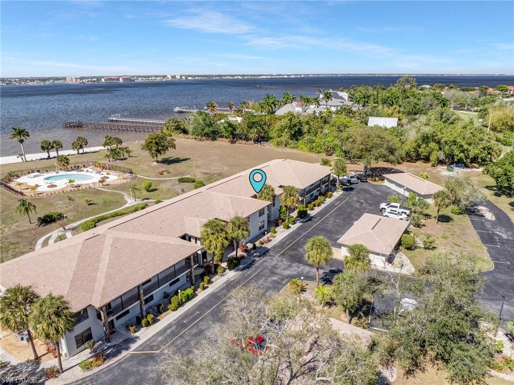 12498 Riverside DR 205