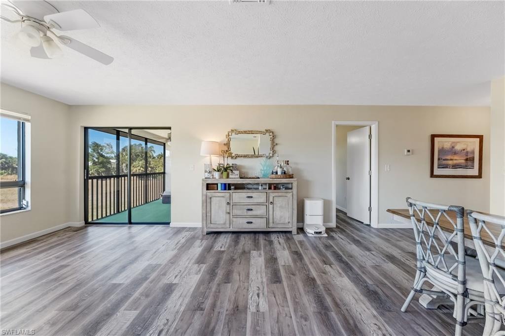 12498 Riverside DR 205