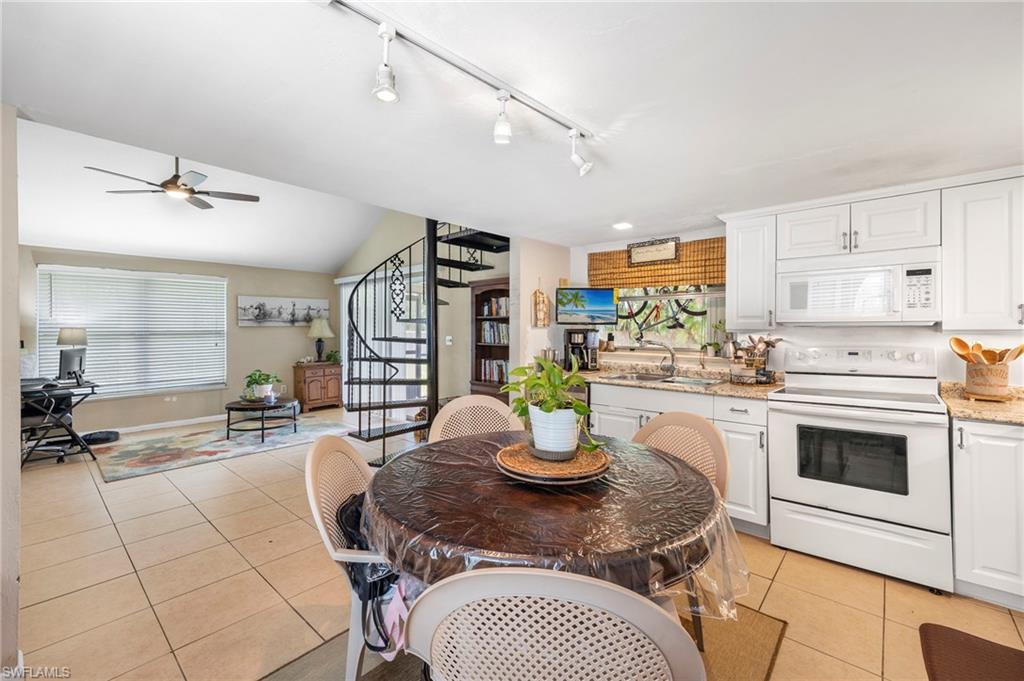 157 Crown DR