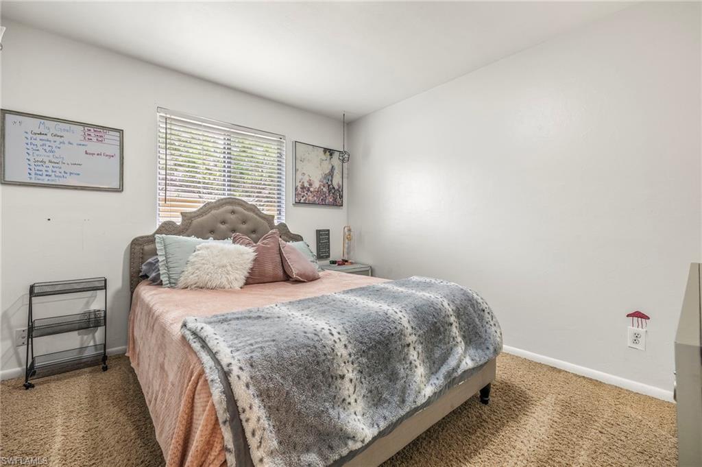 157 Crown DR