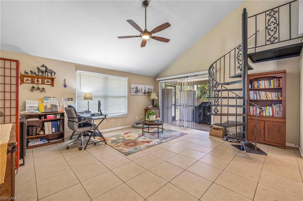 157 Crown DR